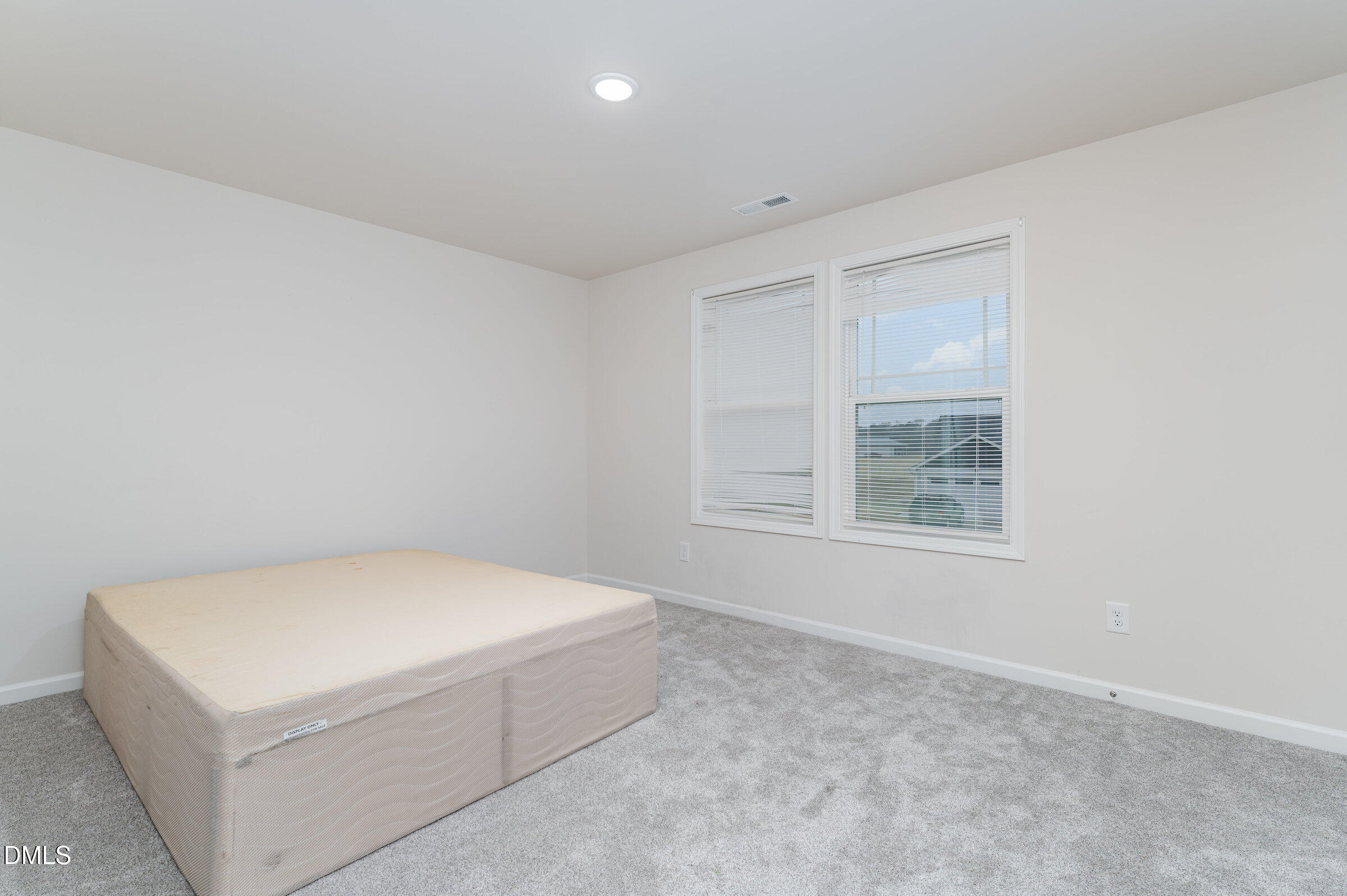 208 Tuscany Circle Property Photo 23