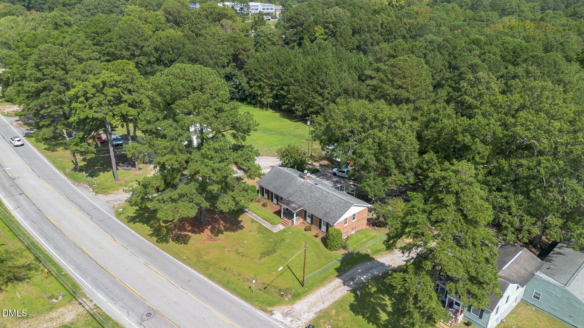 655-659 Sunnybrook Road Property Photo 8