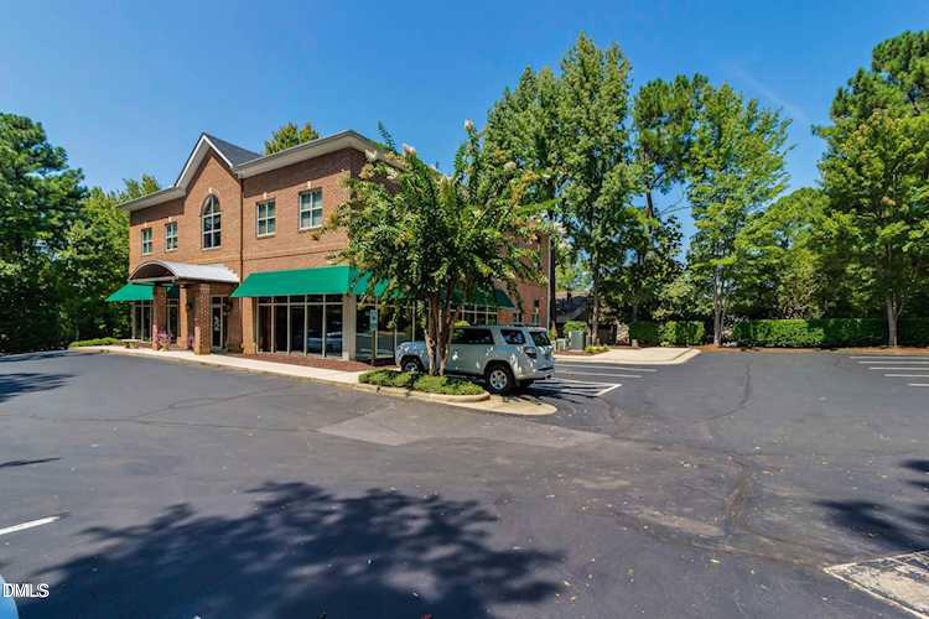 105 Baines Court Property Photo 2