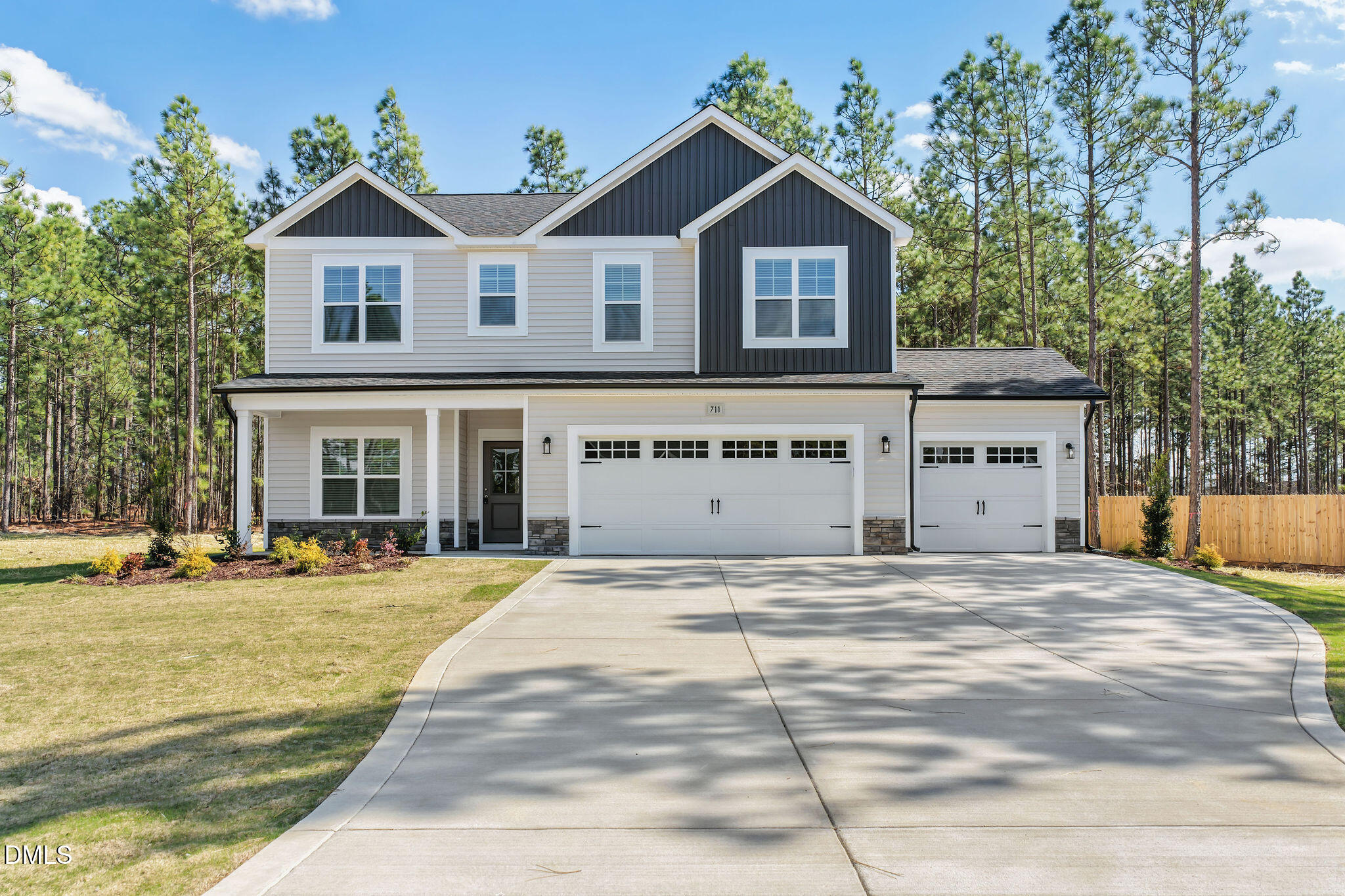 711 Rhum Drive Property Photo 1