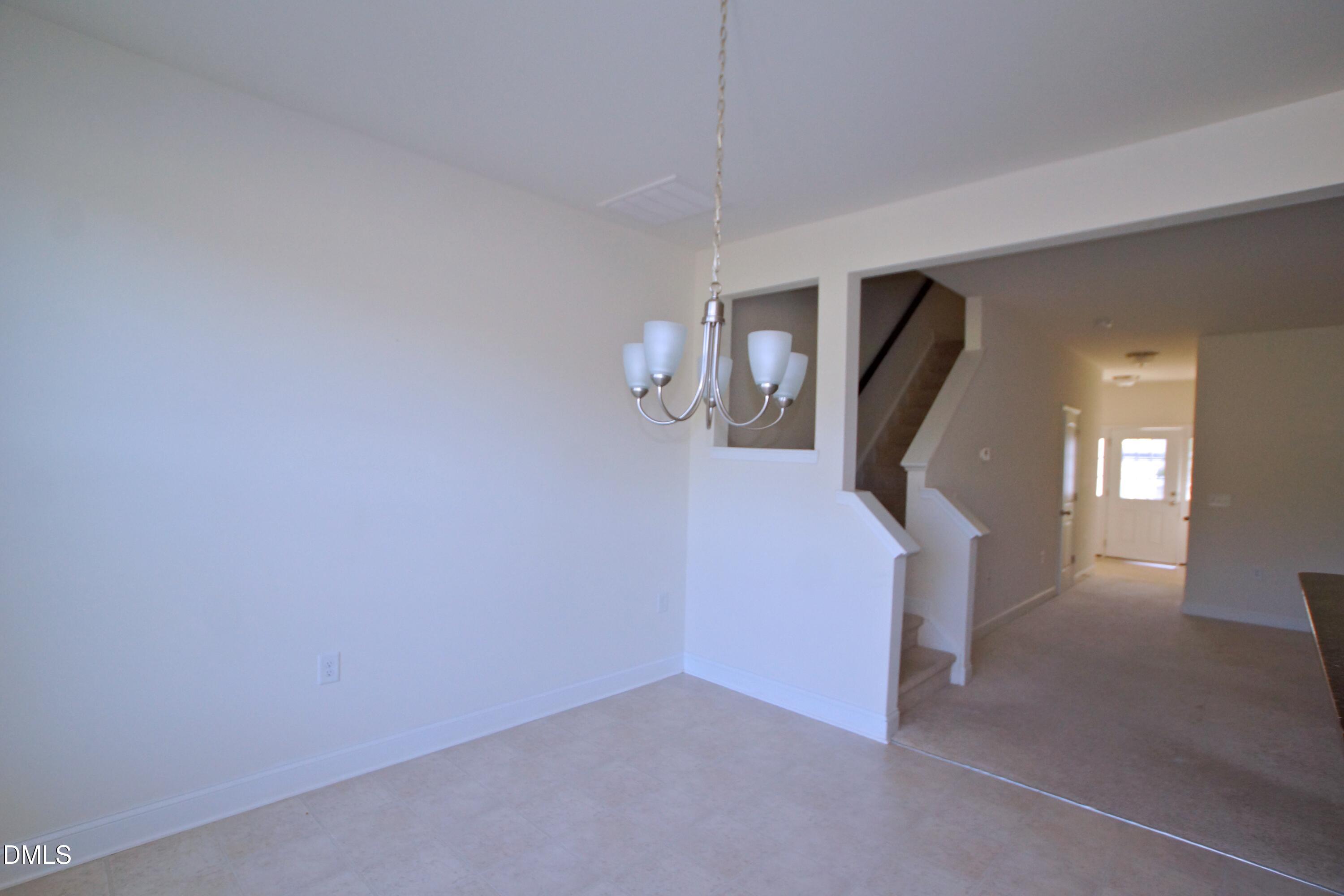 135 Polaris Avenue Property Photo 10