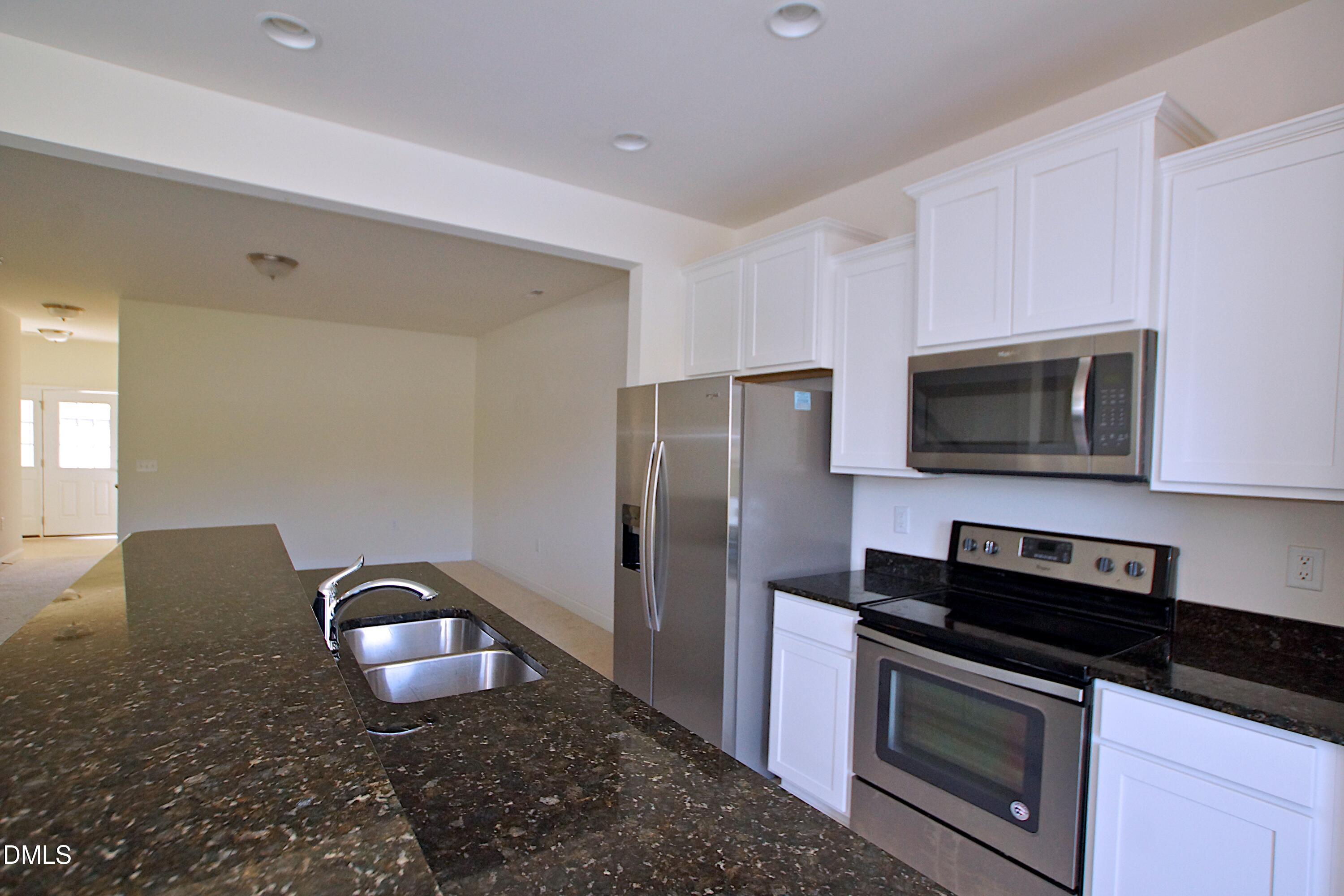 135 Polaris Avenue Property Photo 11