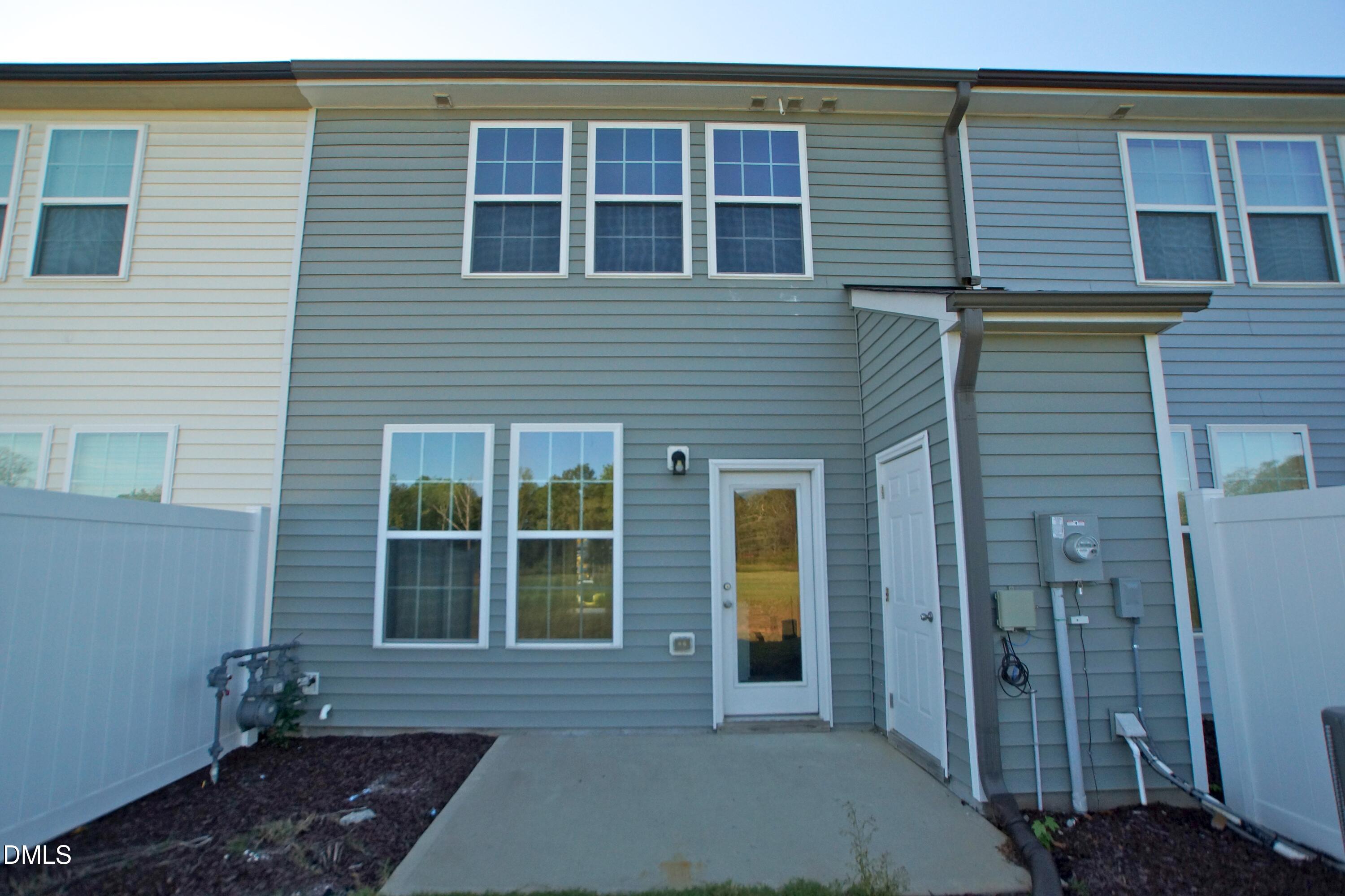 135 Polaris Avenue Property Photo 14