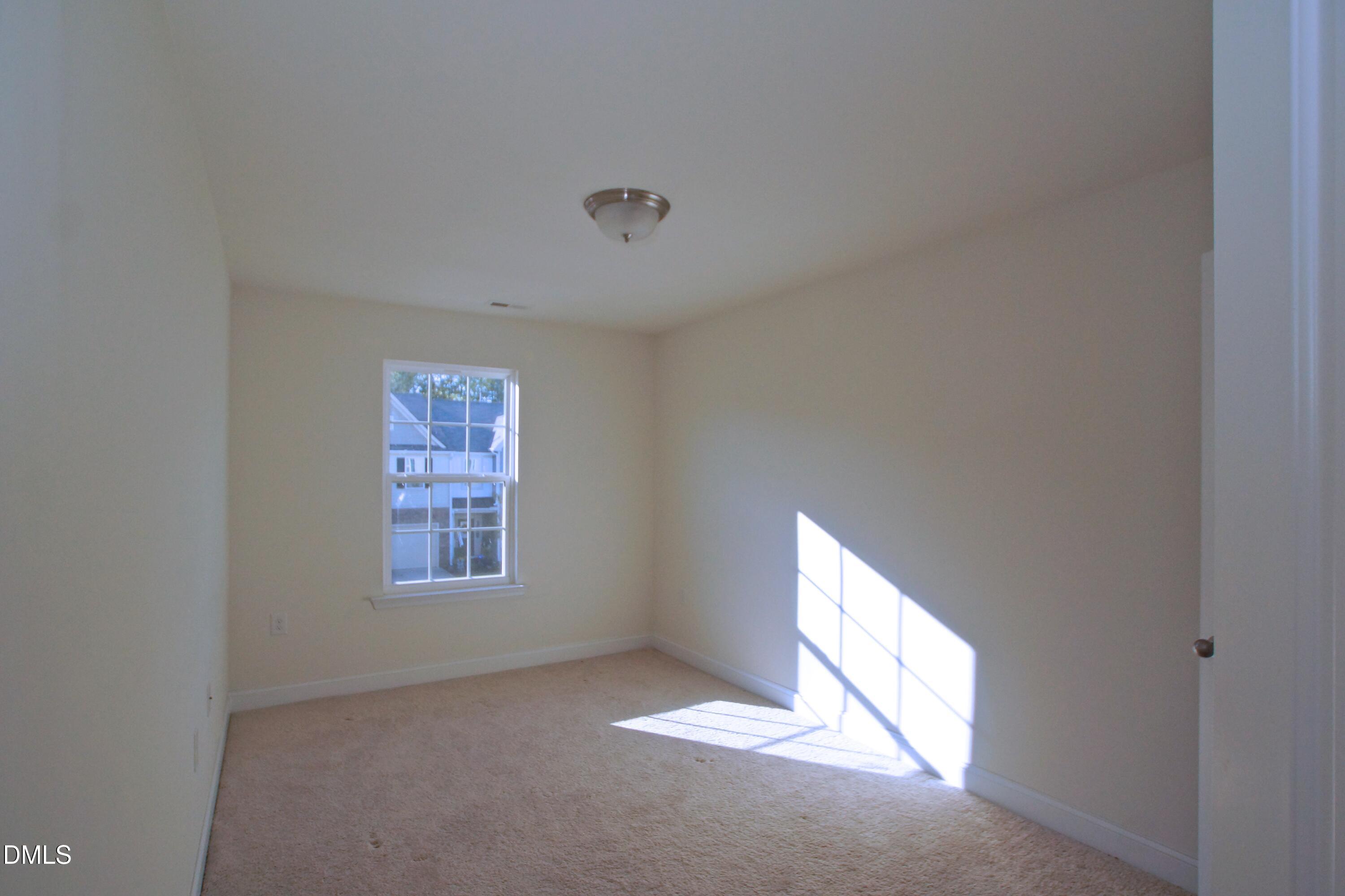 135 Polaris Avenue Property Photo 16