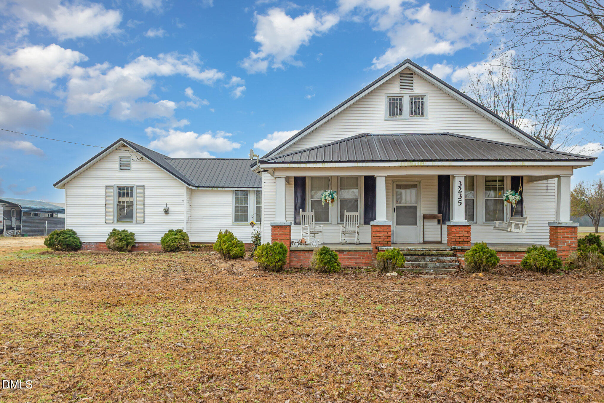 3235 Us Highway 13 S Property Photo 1