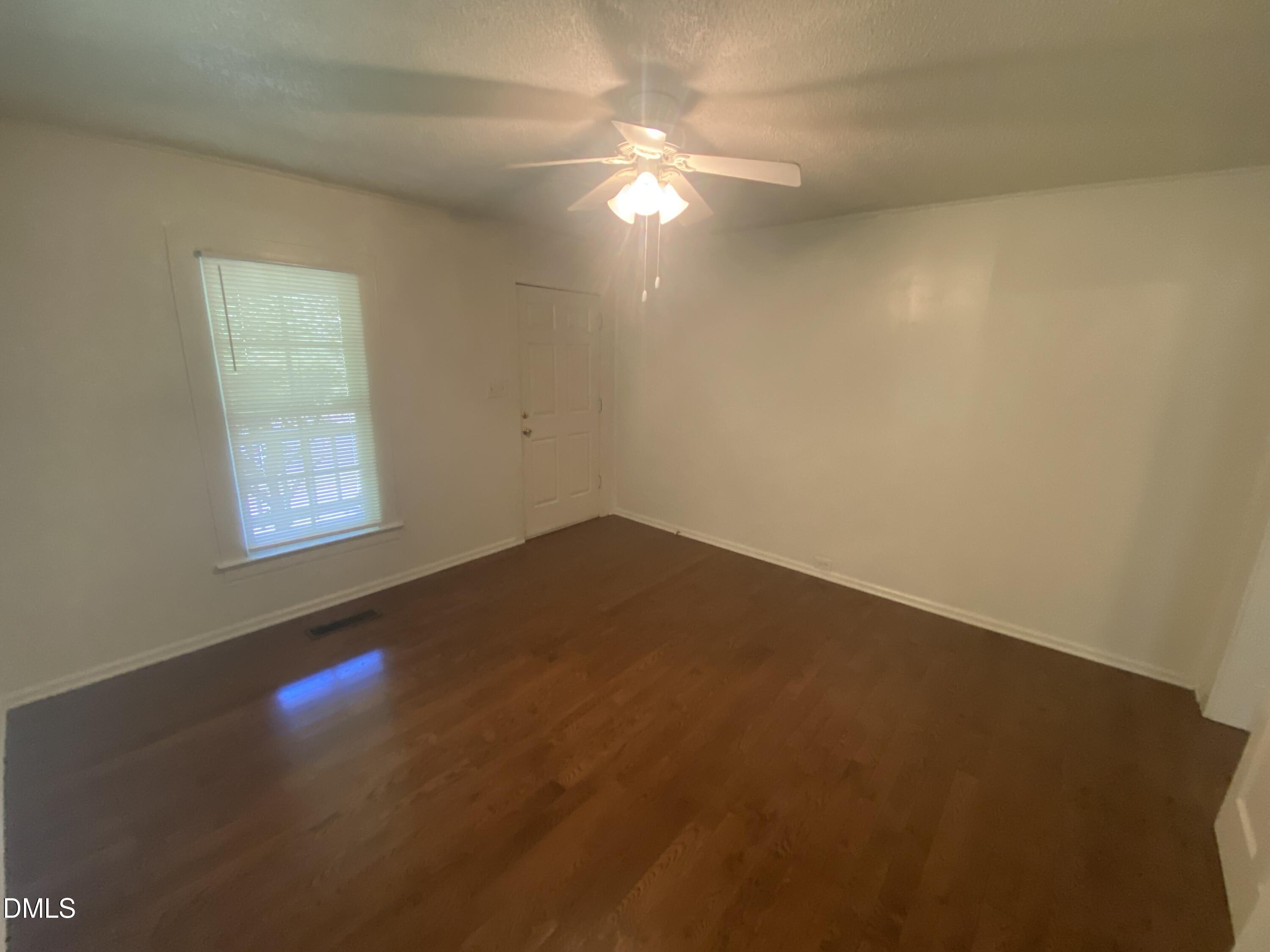 1019 Sedgefield Street Property Photo 3