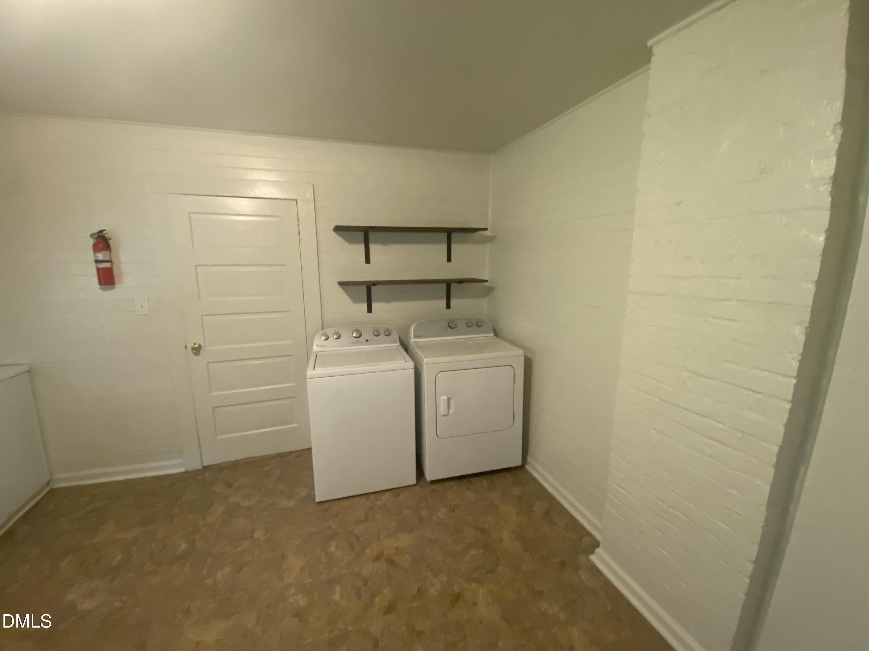 1019 Sedgefield Street Property Photo 10
