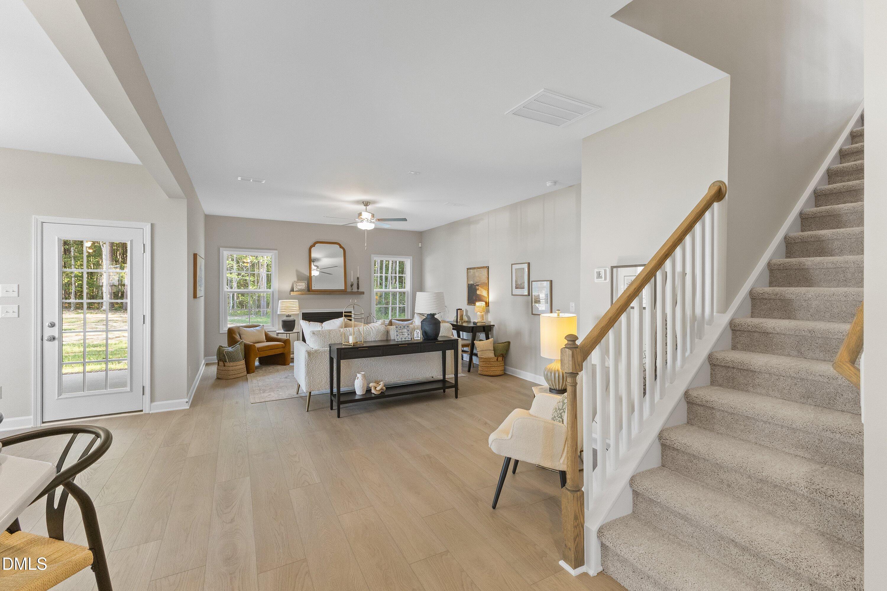 507 E Clydes Point Way Property Photo 16