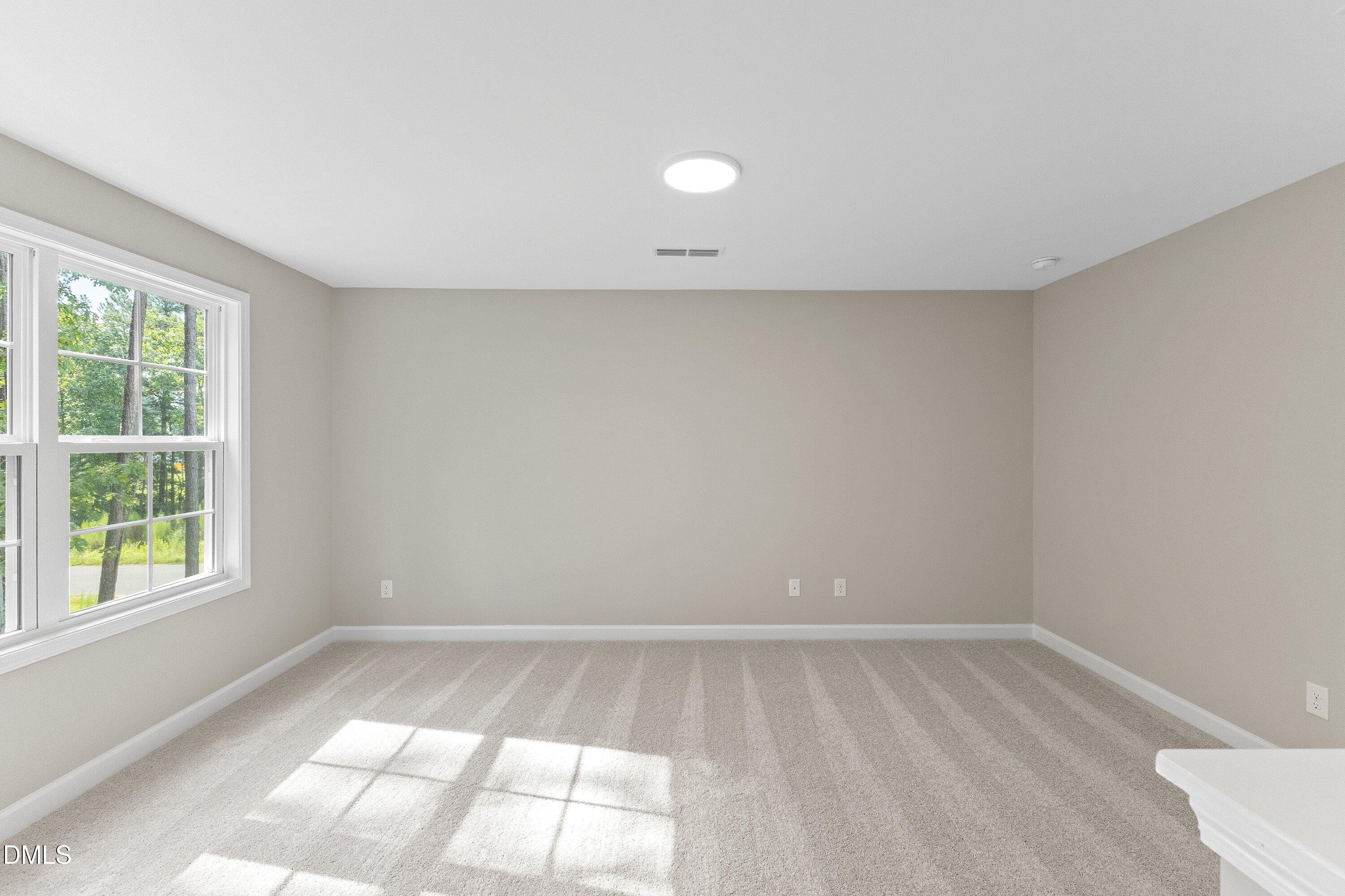 507 E Clydes Point Way Property Photo 32