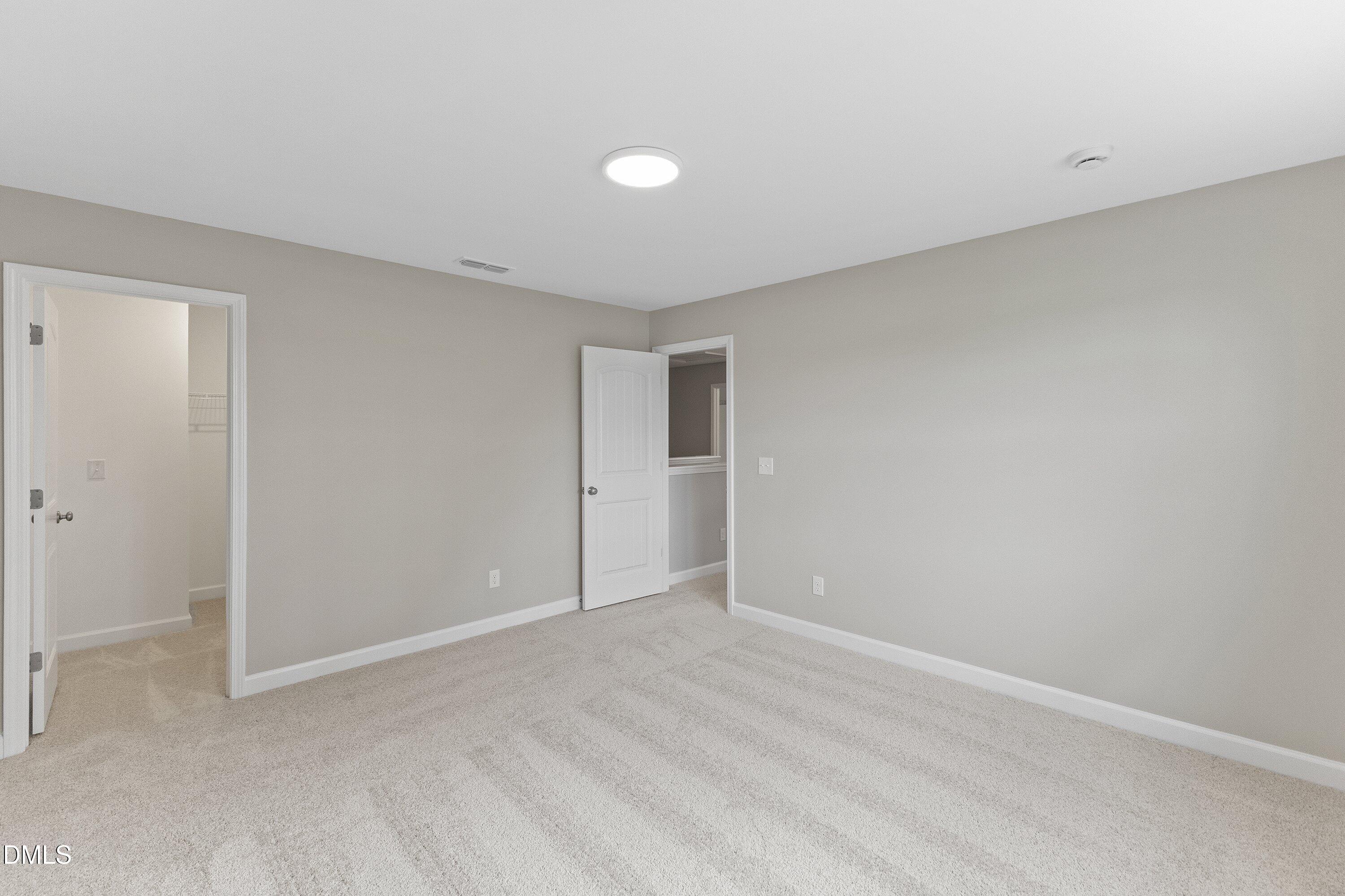 507 E Clydes Point Way Property Photo 35