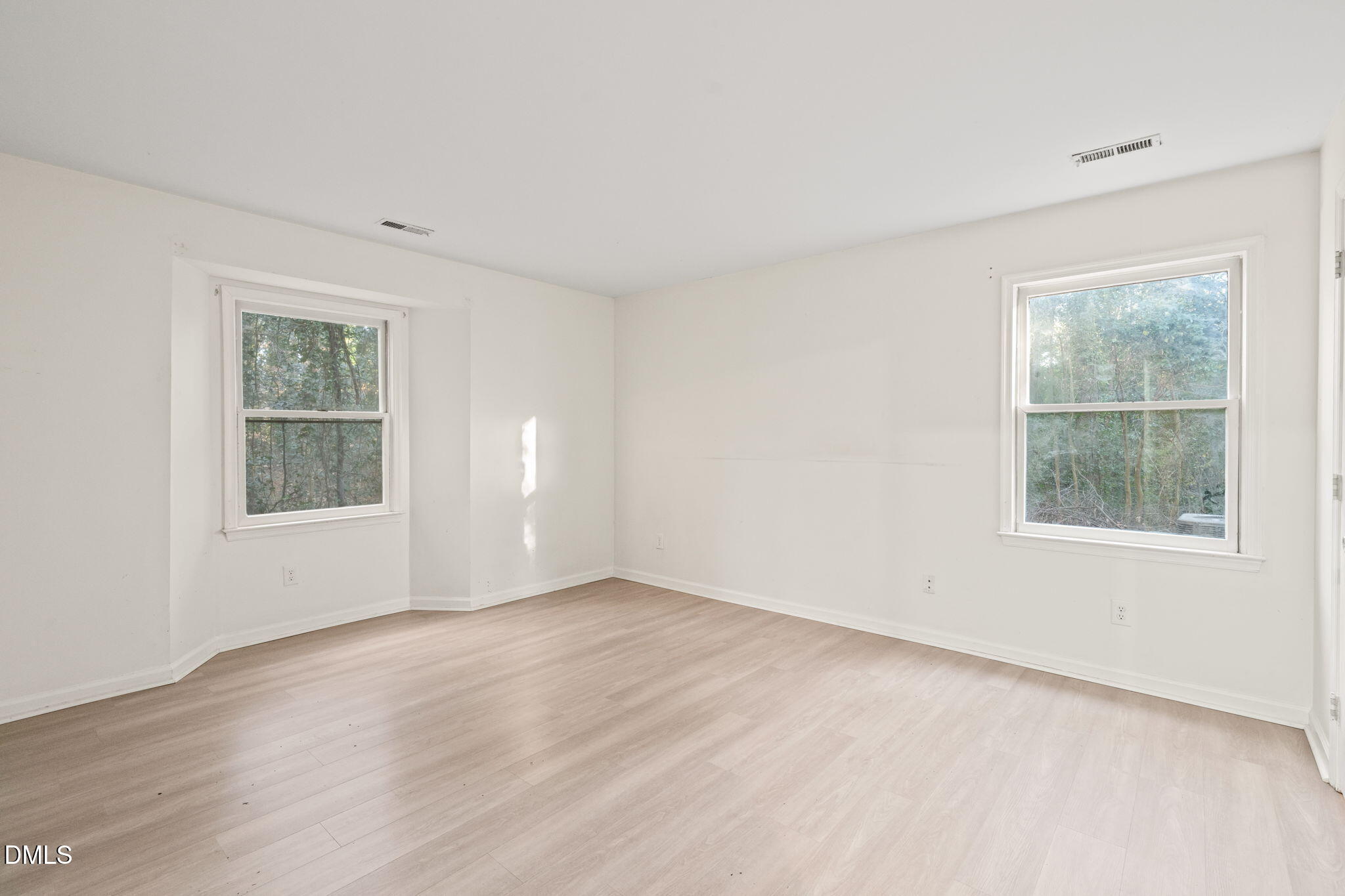 1300 Park Glen Drive 102 Property Photo 14