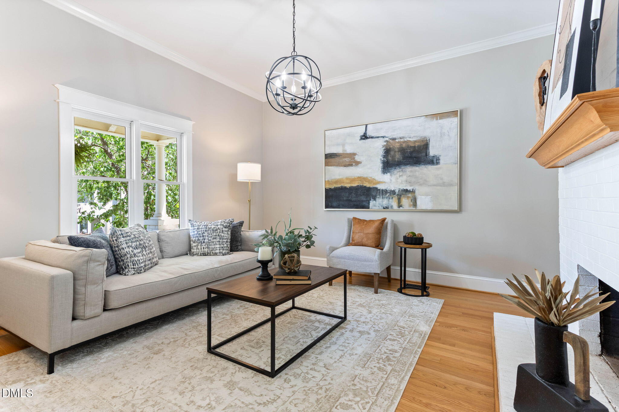 709 W North Street Property Photo 5