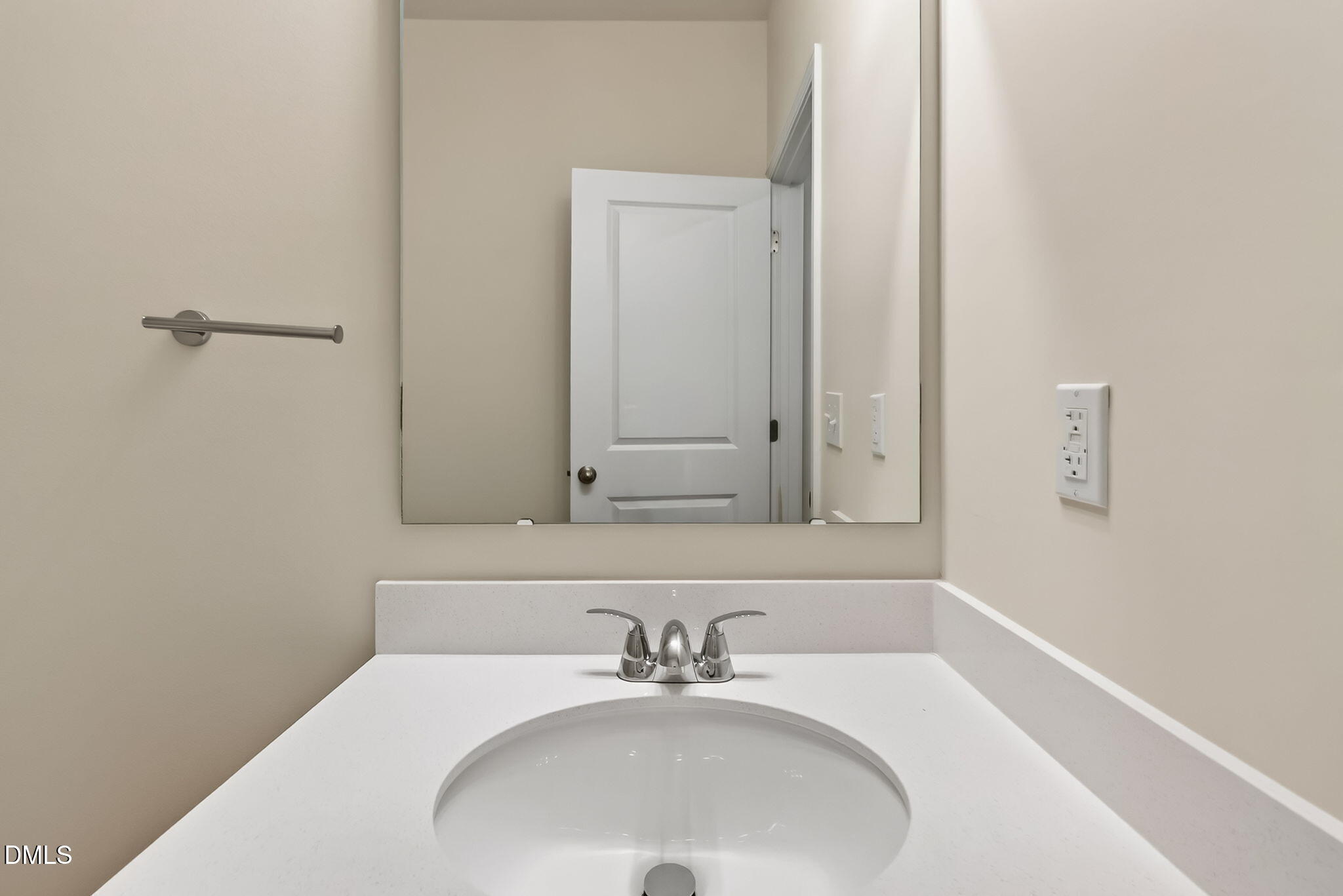 118 Timber Street Property Photo 8