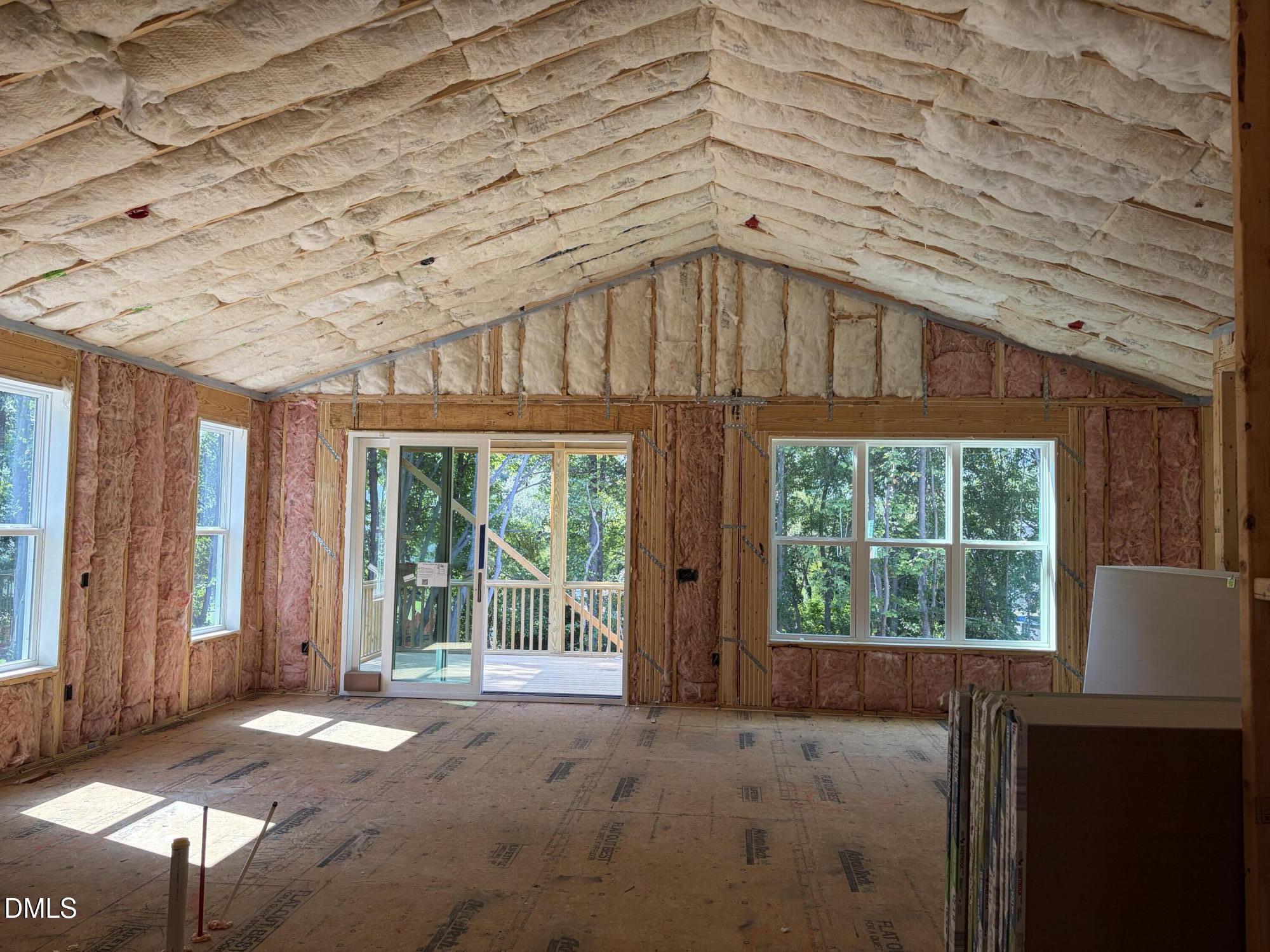 743 W Holly Springs Road Property Photo 5