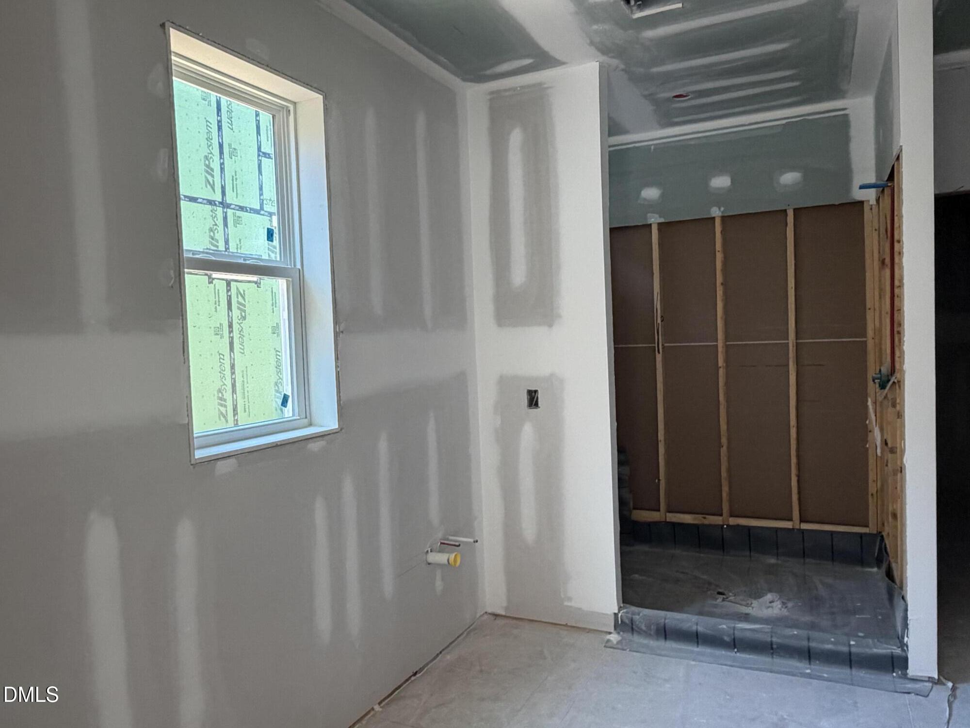 743 W Holly Springs Road Property Photo 15