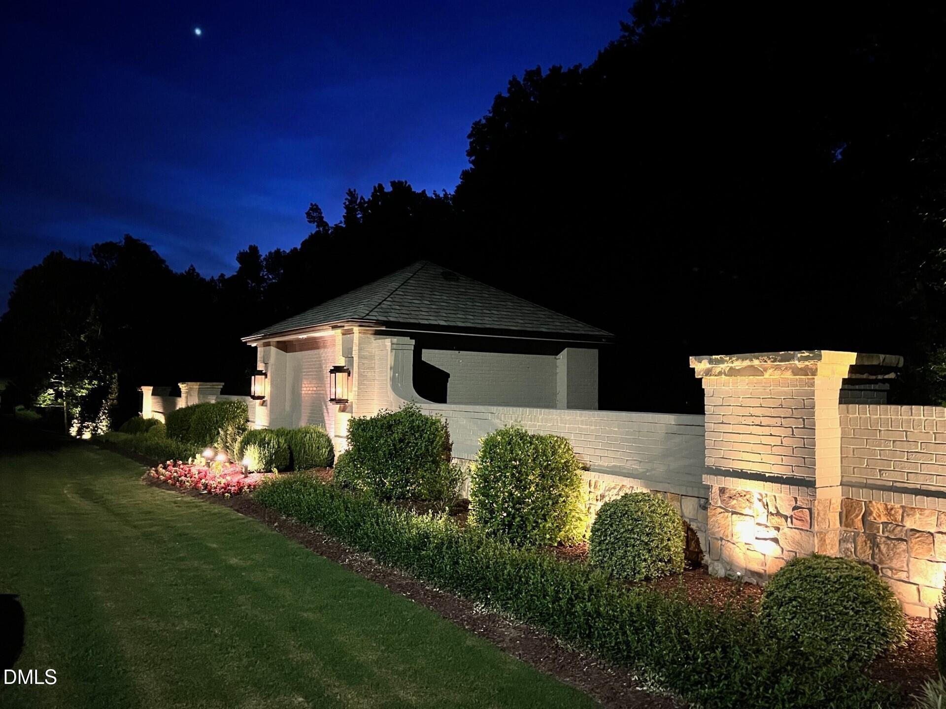 264 Mountaintop Circle Property Photo 4