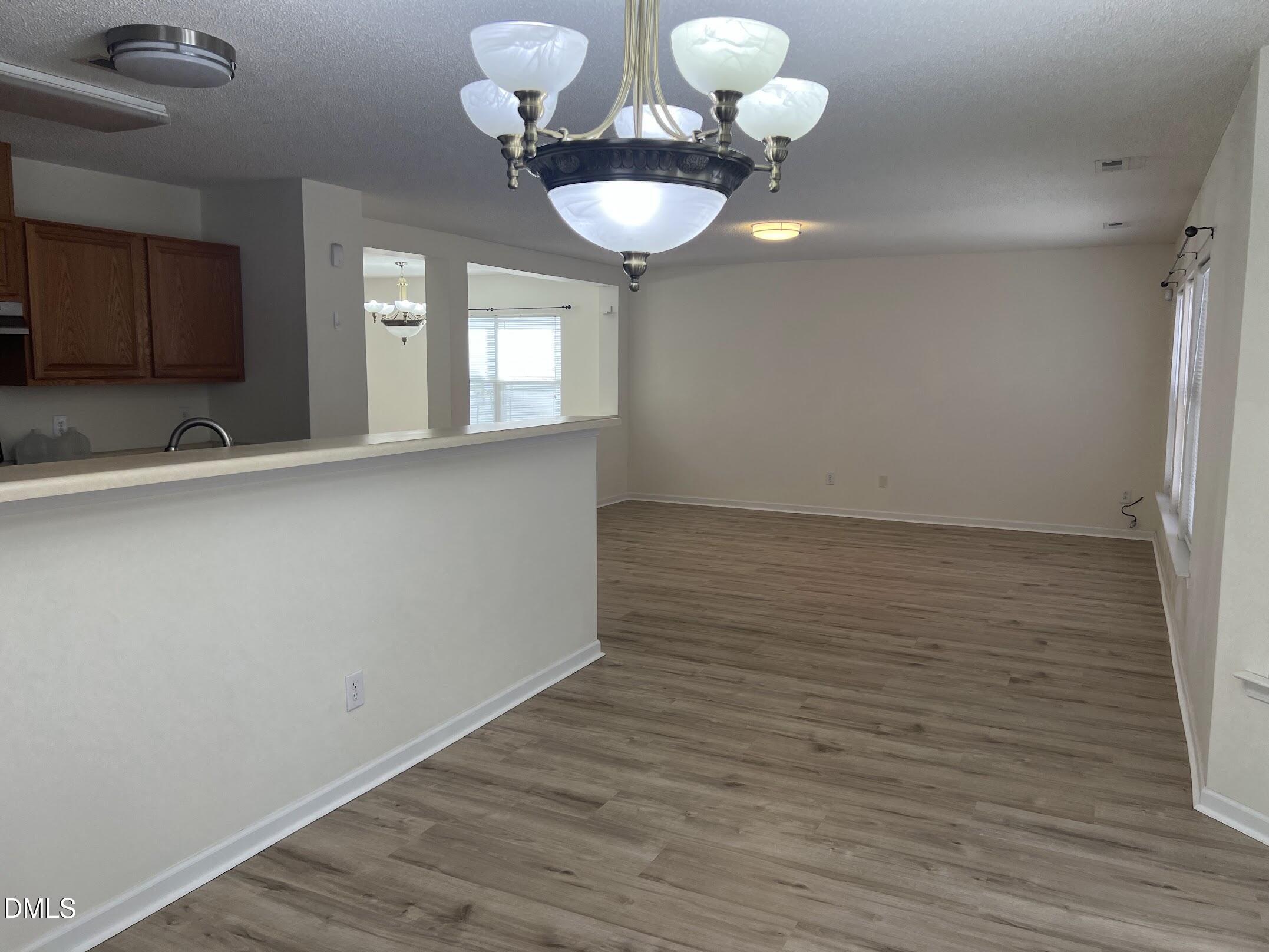 2920 Roundleaf Court Property Photo 13