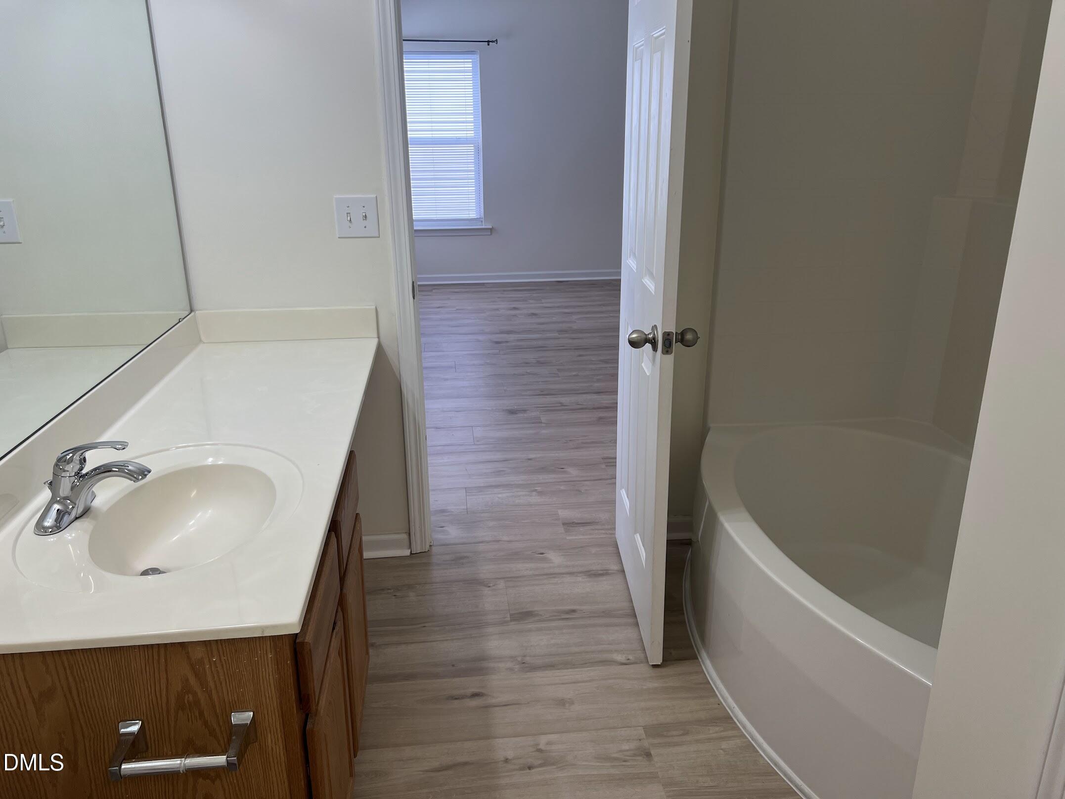 2920 Roundleaf Court Property Photo 26