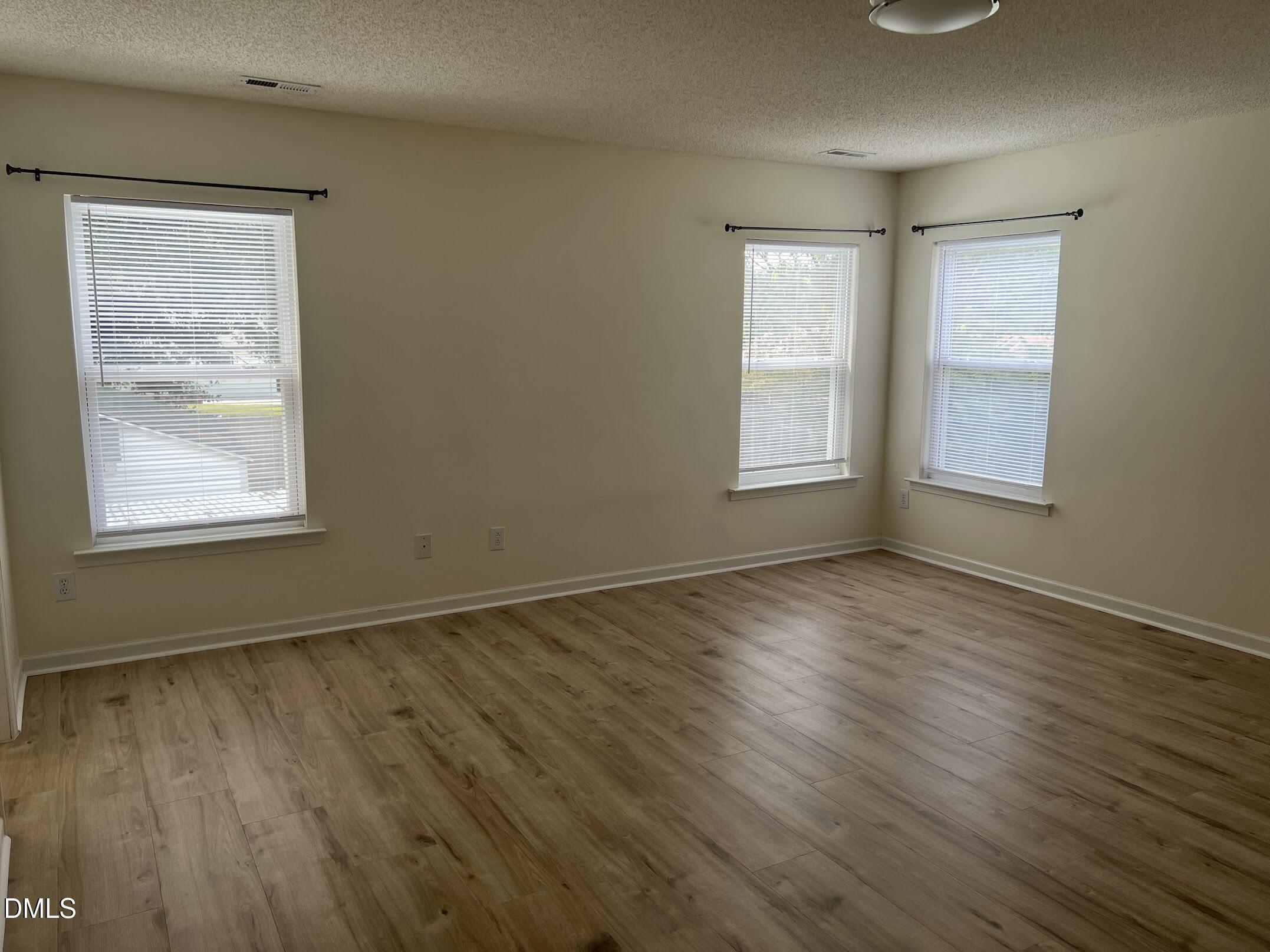 2920 Roundleaf Court Property Photo 30