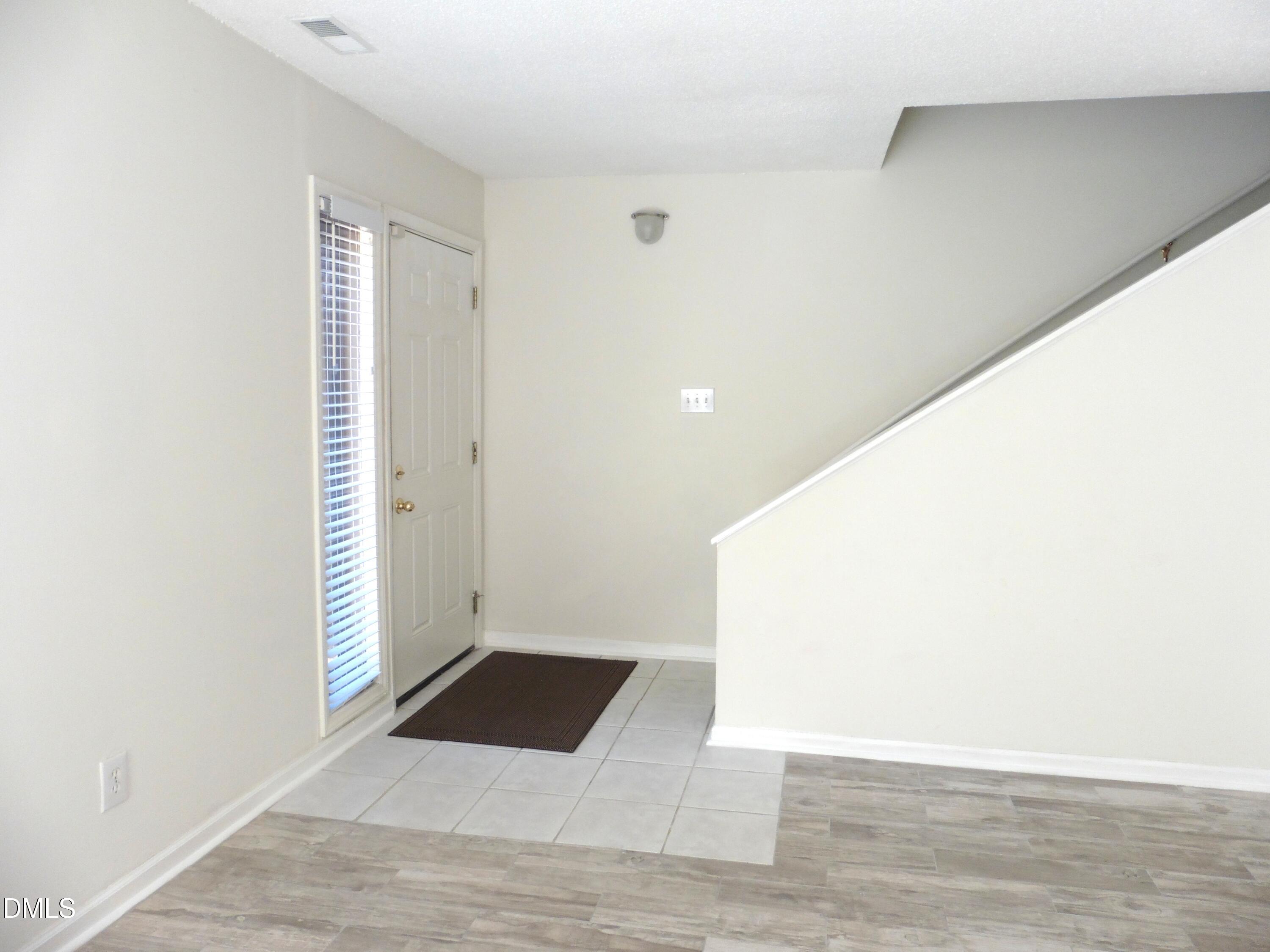 4257 Lake Ridge Drive Property Photo 4
