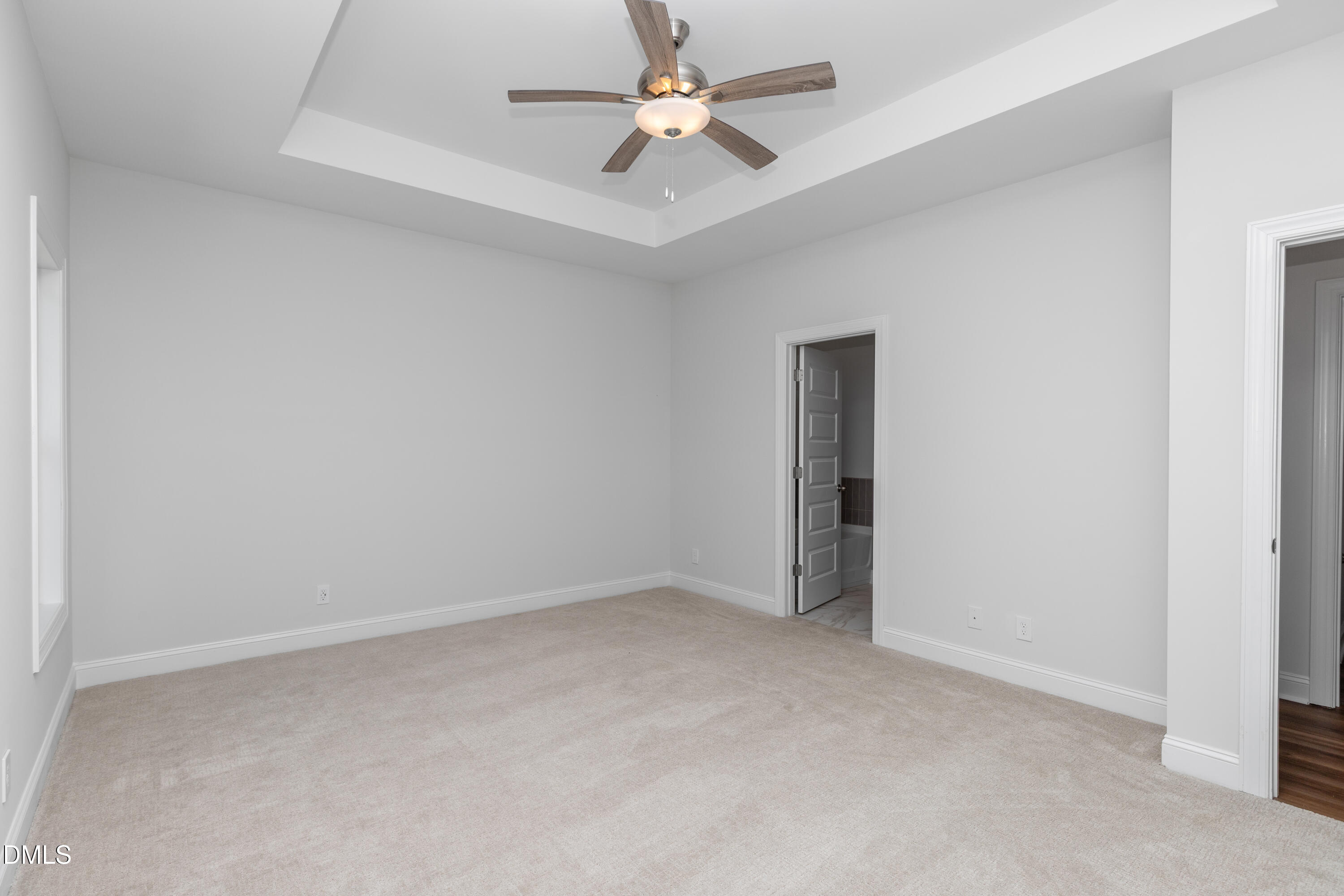 204 N Rabbit Run Drive Property Photo 6