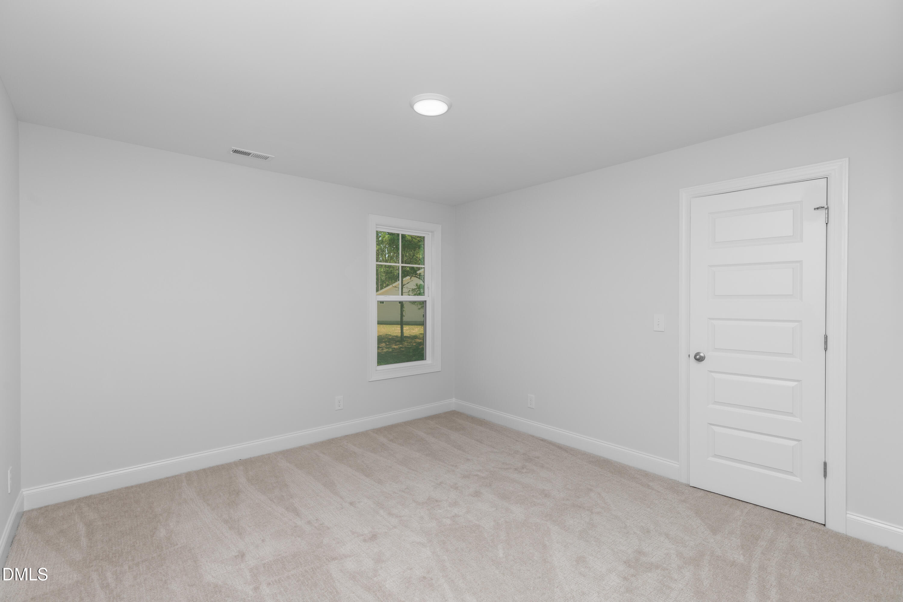 204 N Rabbit Run Drive Property Photo 9