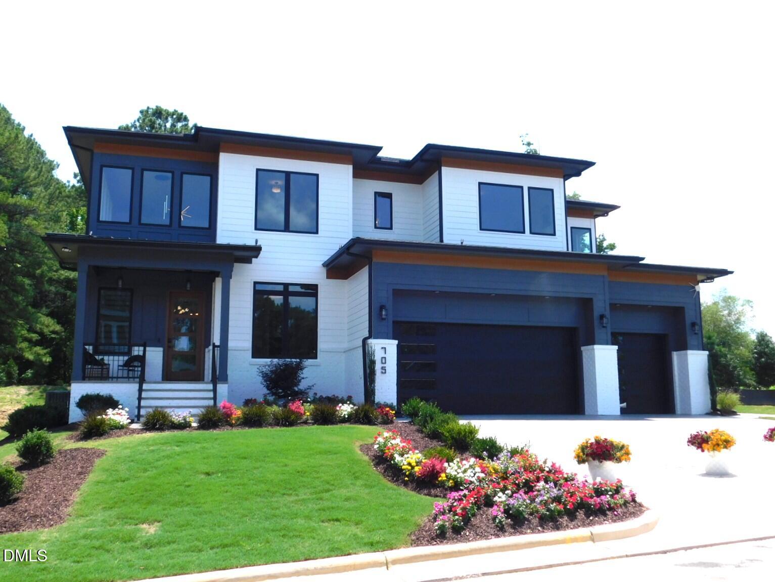 705 Ahad Court Property Photo 2