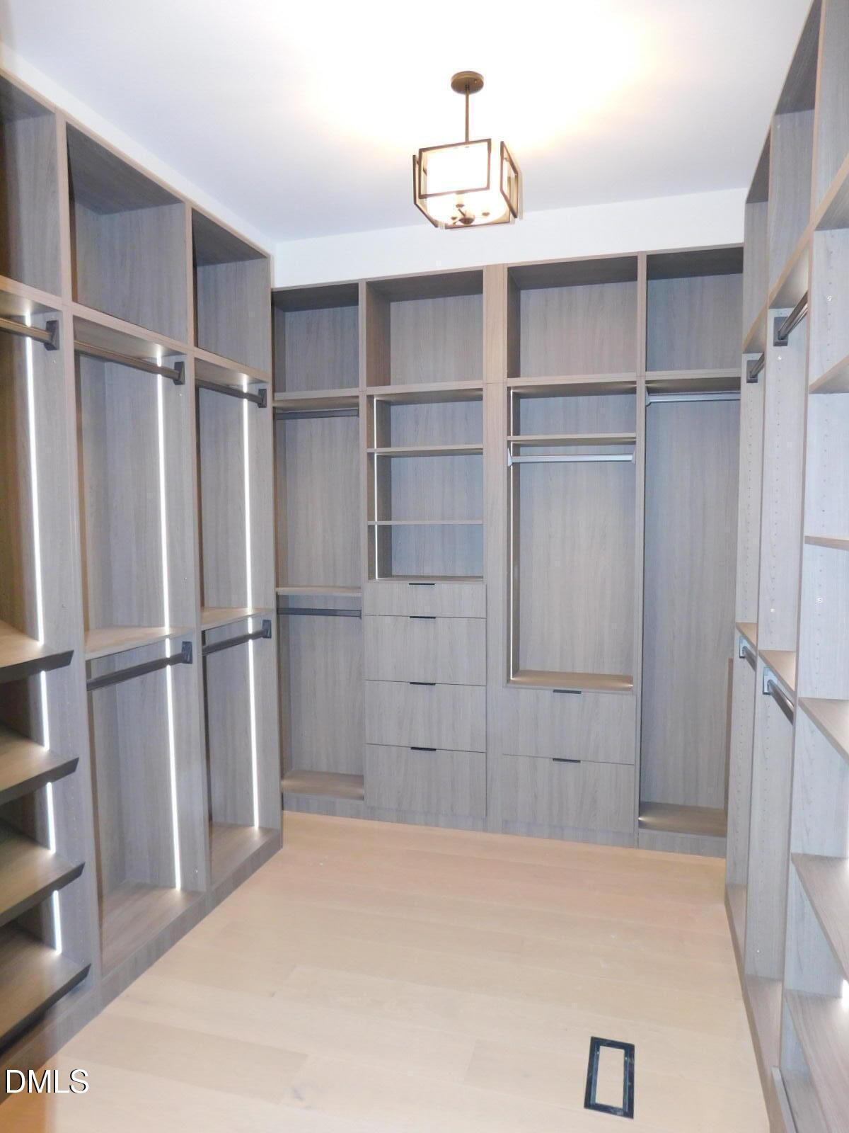 705 Ahad Court Property Photo 28