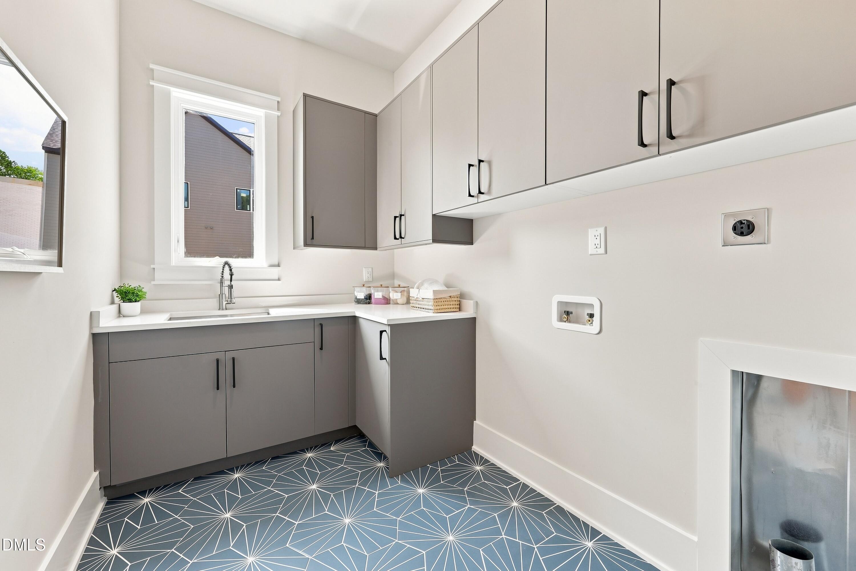 705 Ahad Court Property Photo 60