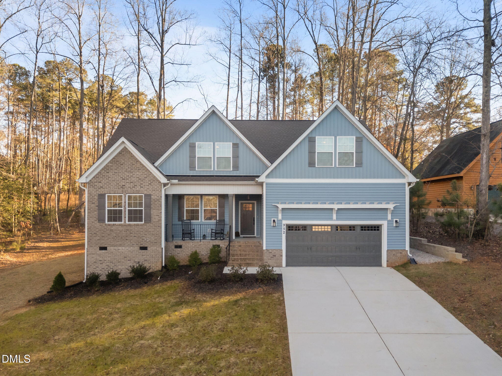952 Sagamore Drive Property Photo 1