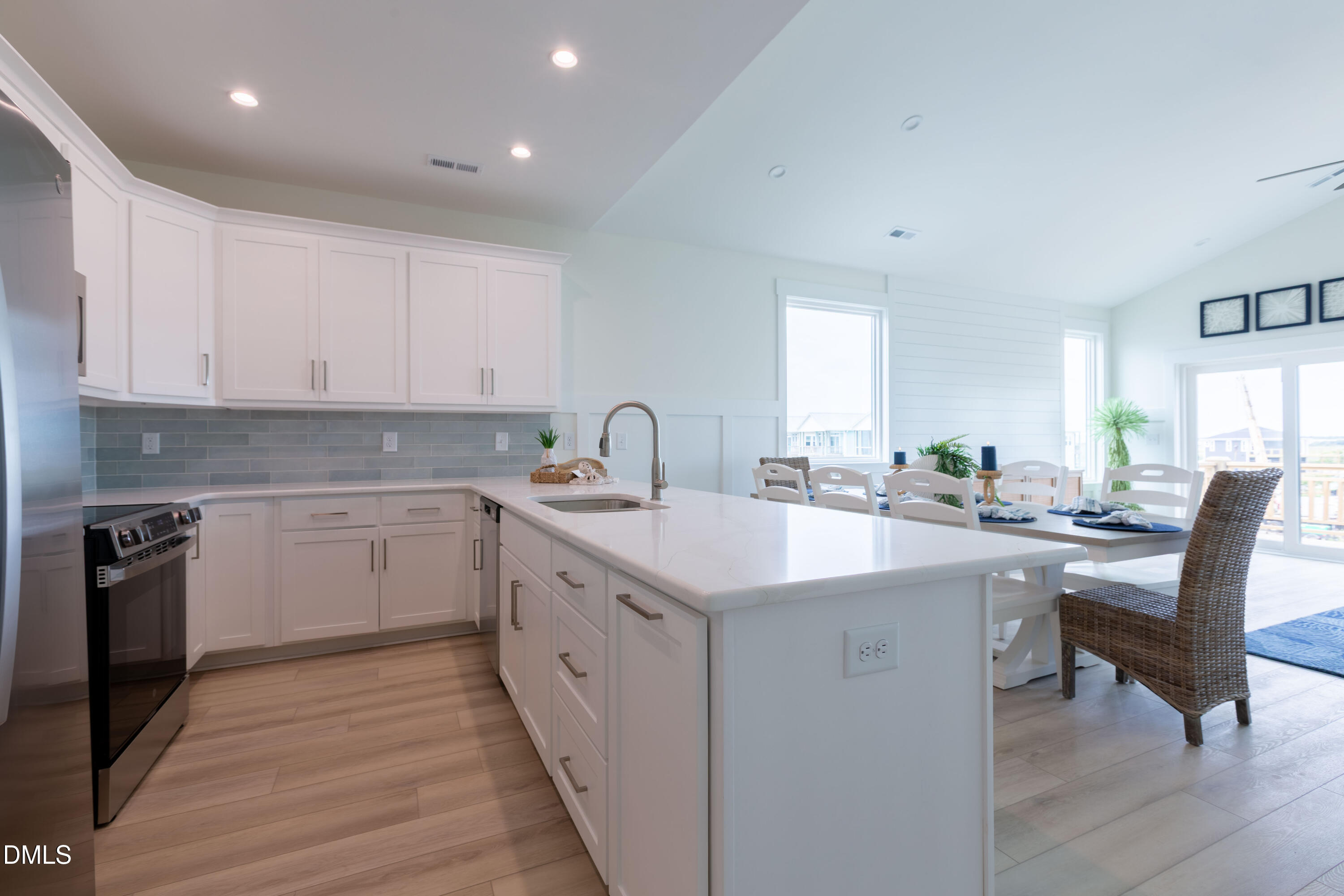 122 Shell Road Property Photo 5