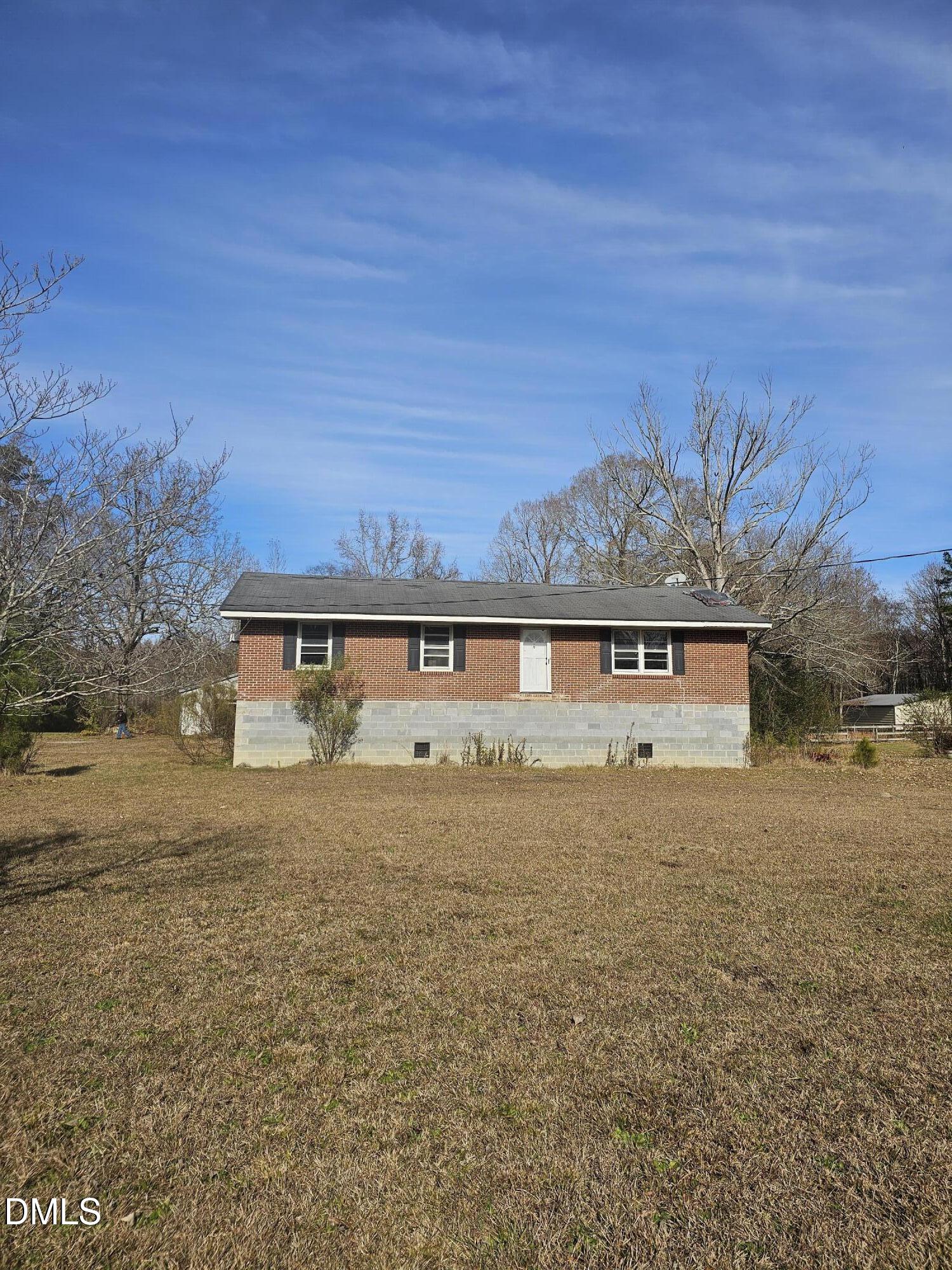 708 Nc 210 Property Photo 1