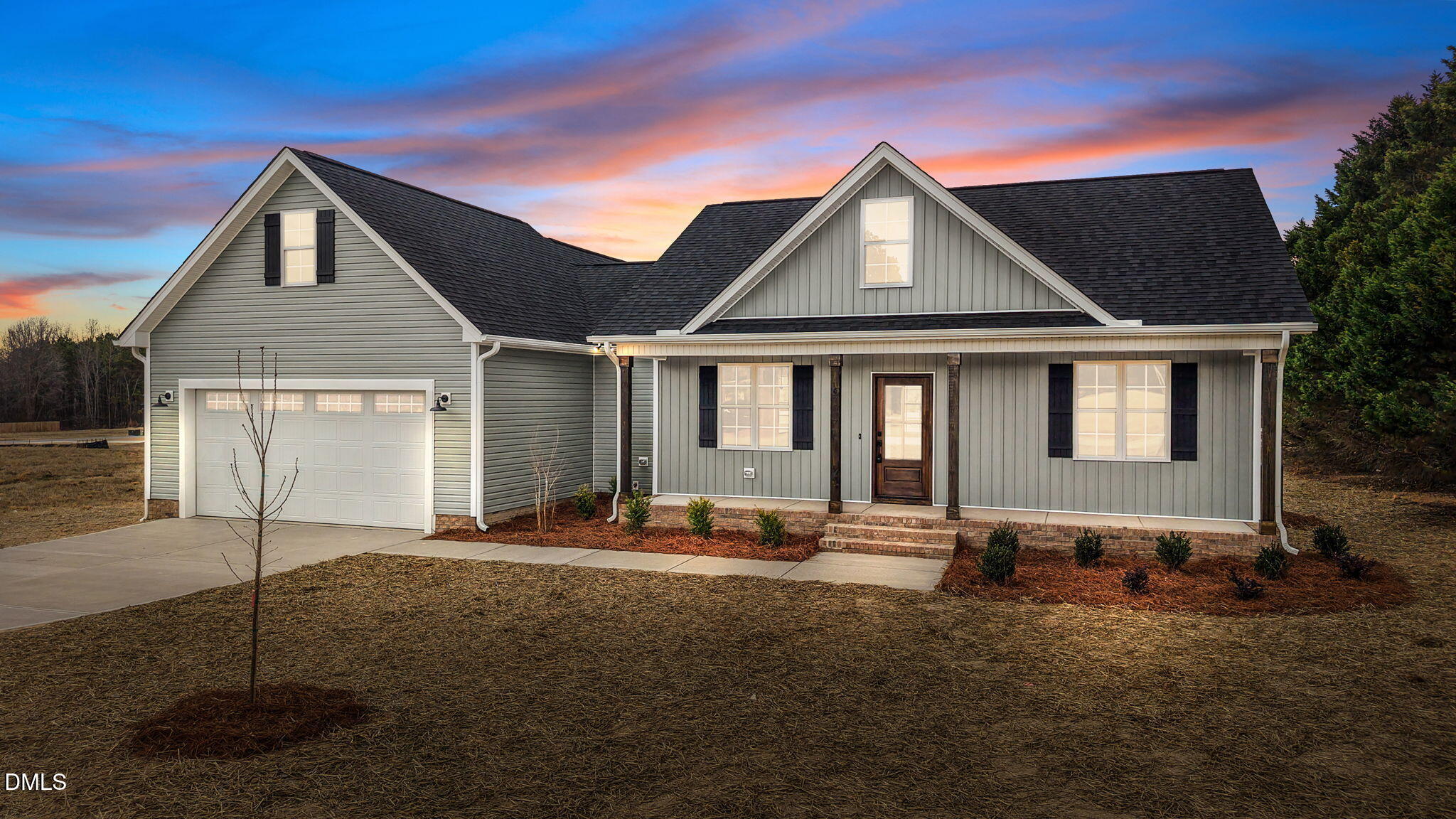 7507 Squirrel Den Road Property Photo 1