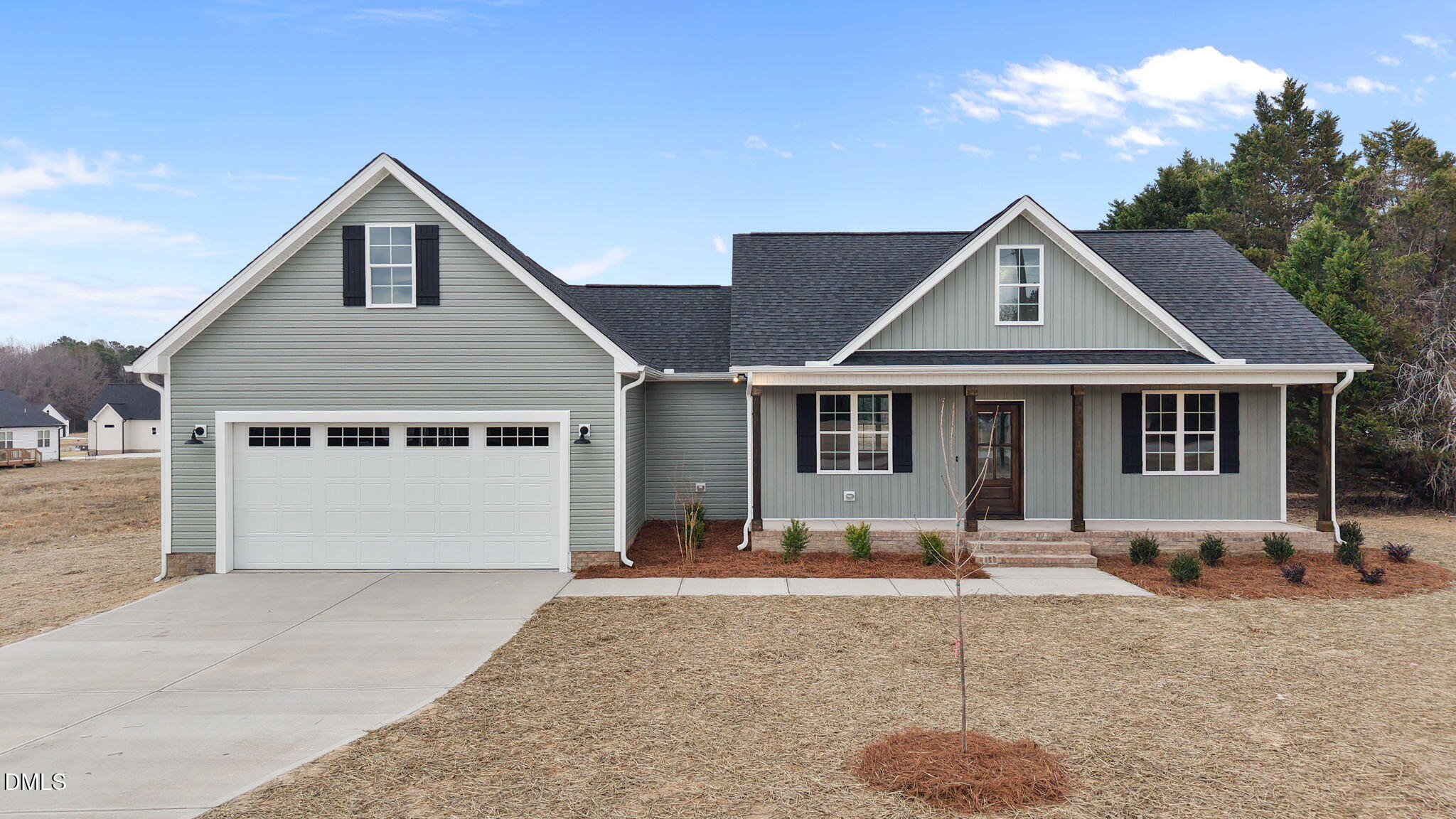 7507 Squirrel Den Road Property Photo 3