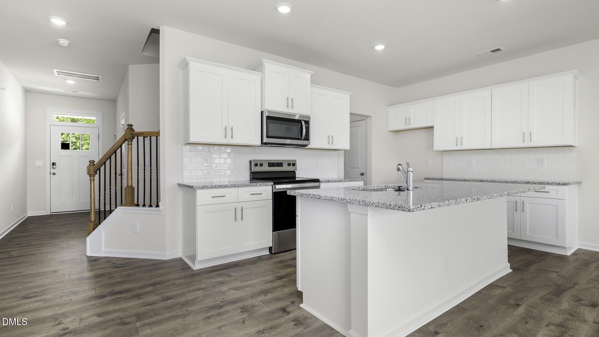 411 Kinneries Drive Property Photo 3