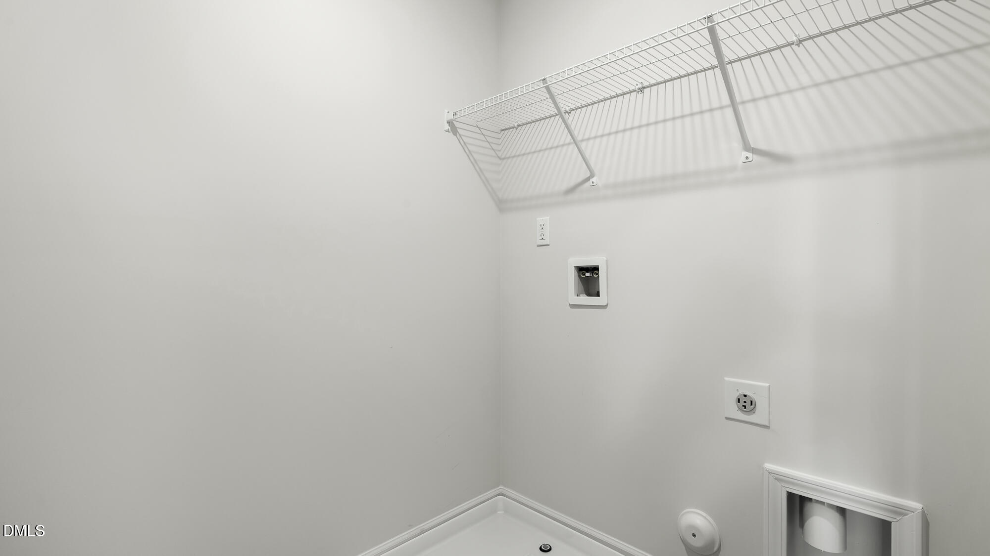 411 Kinneries Drive Property Photo 11