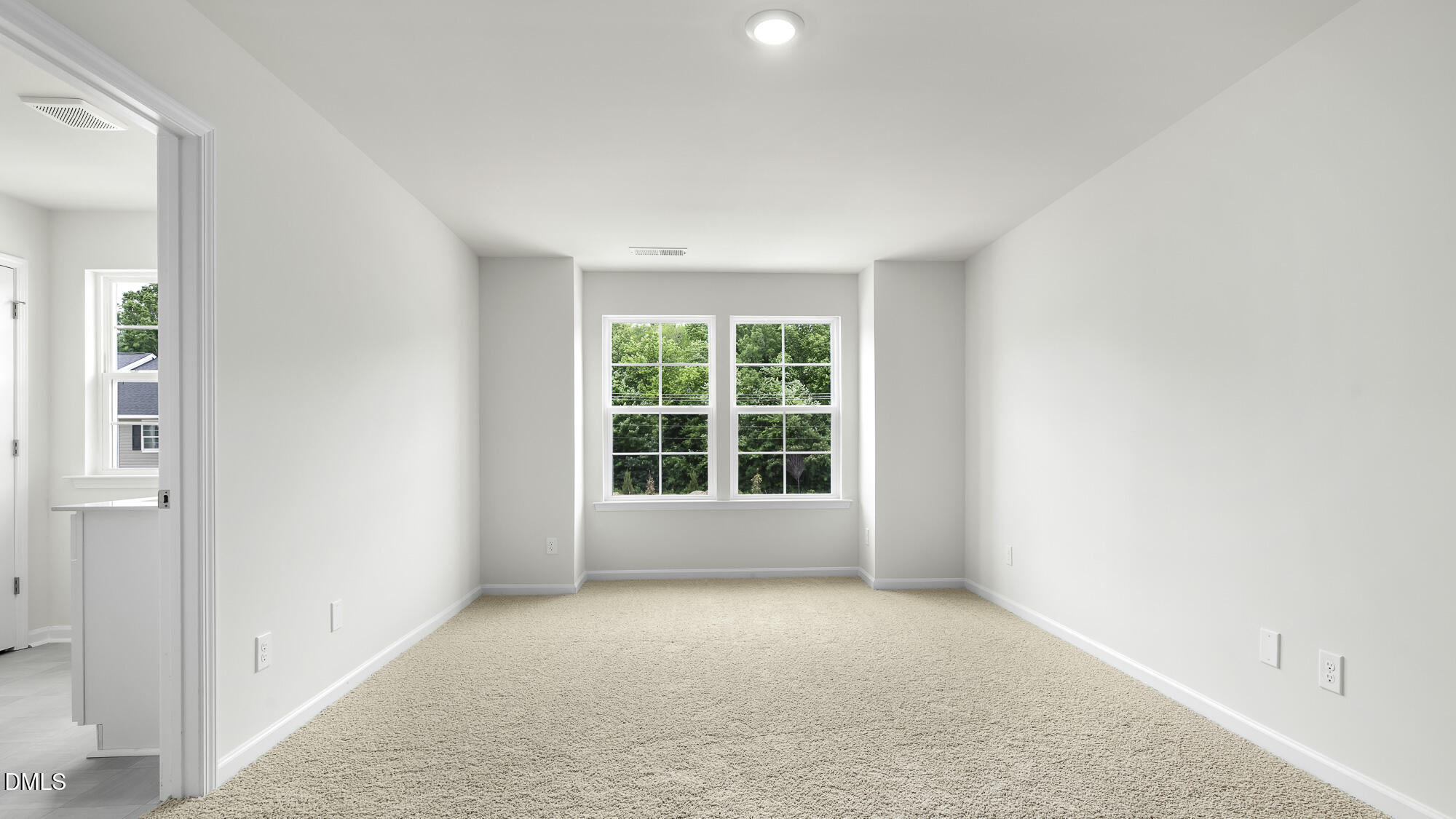411 Kinneries Drive Property Photo 12