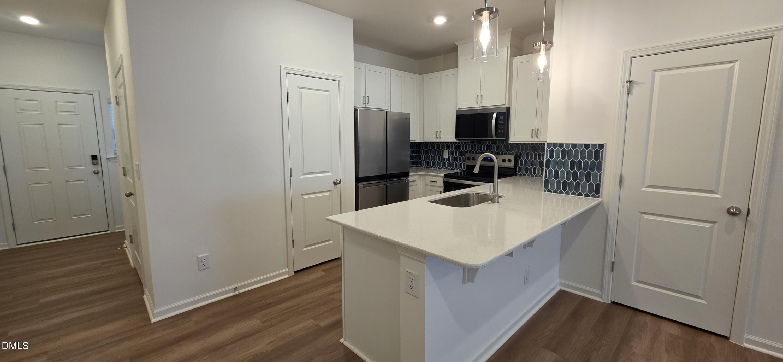 10619 Brookside Reserve Road Property Photo 3
