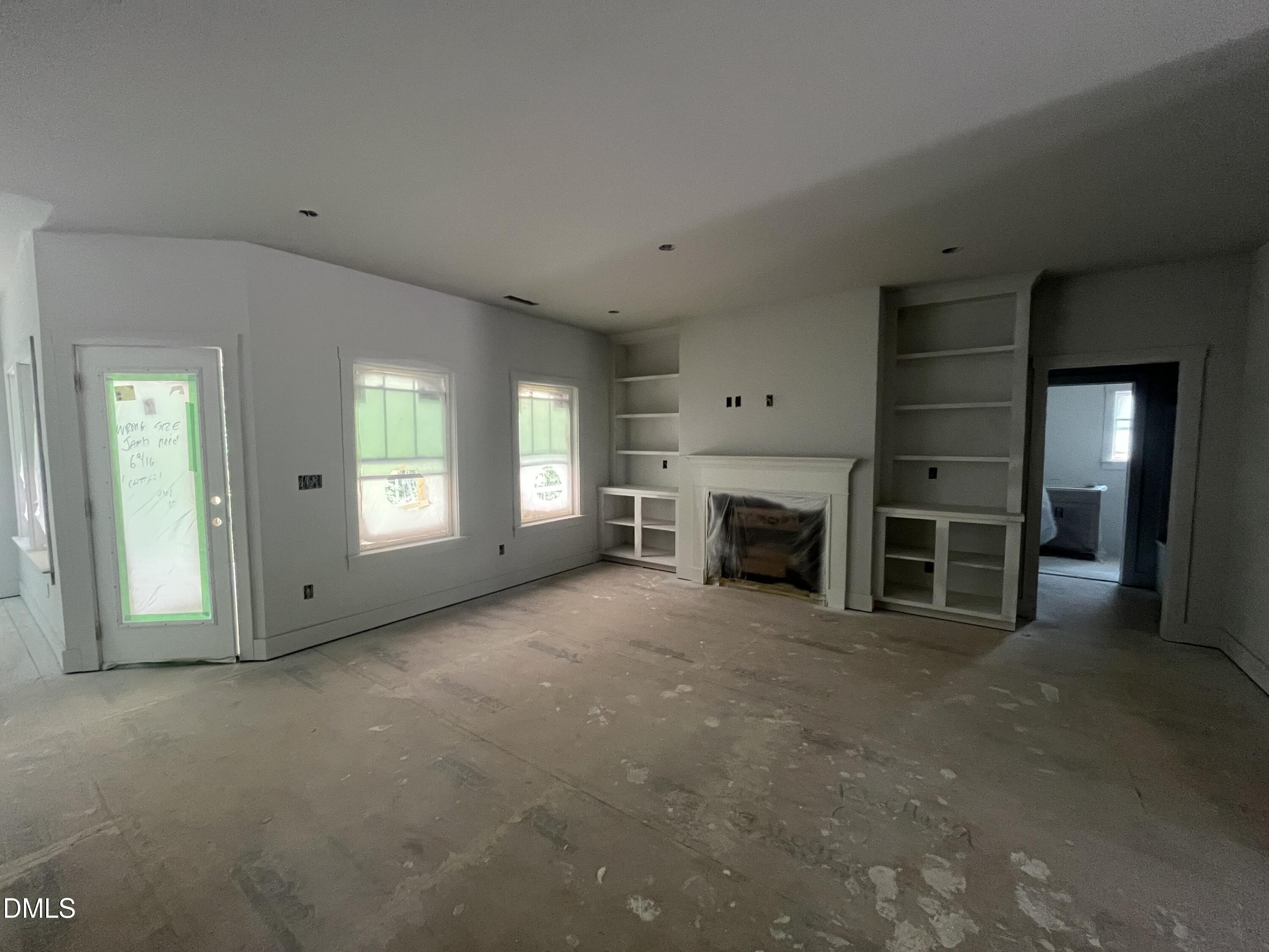 36 Henry Crest Drive Property Photo 4