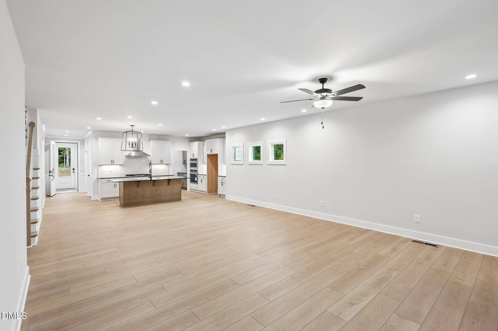 175 Isabelle Valley Drive Property Photo 14