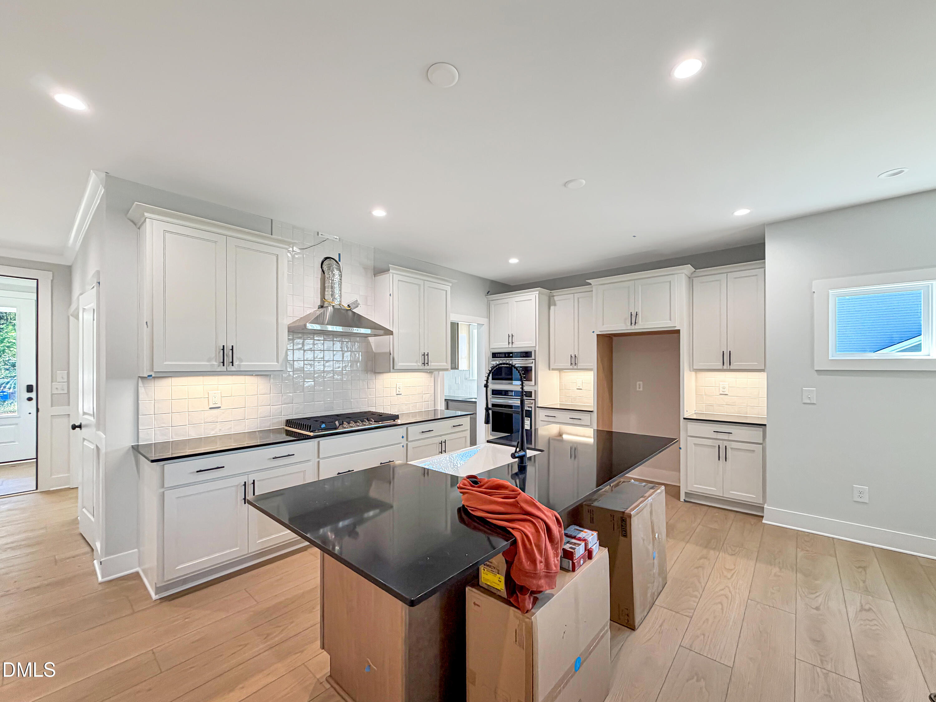 175 Isabelle Valley Drive Property Photo 15