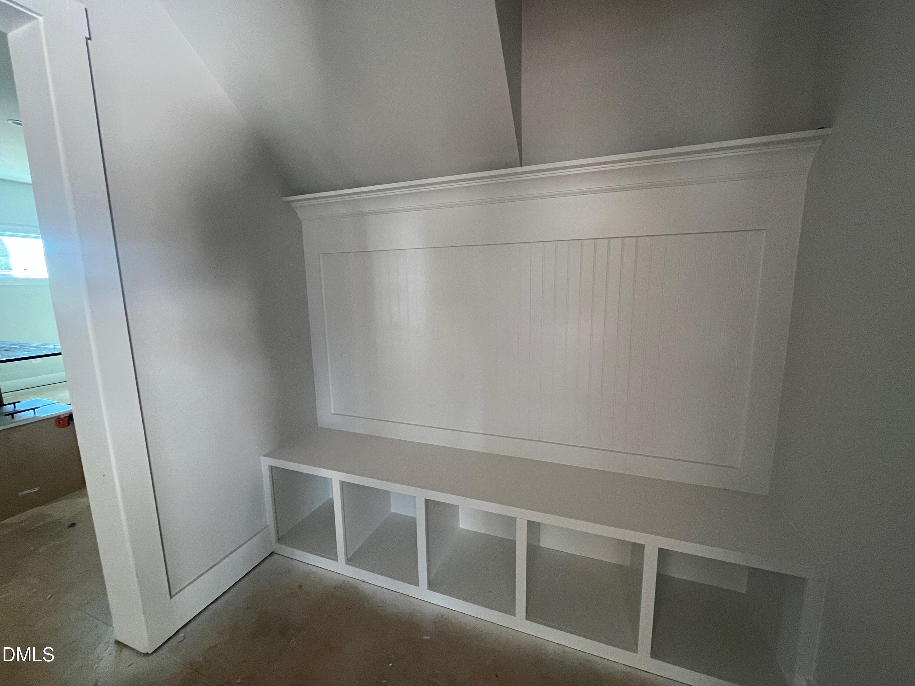 175 Isabelle Valley Drive Property Photo 22