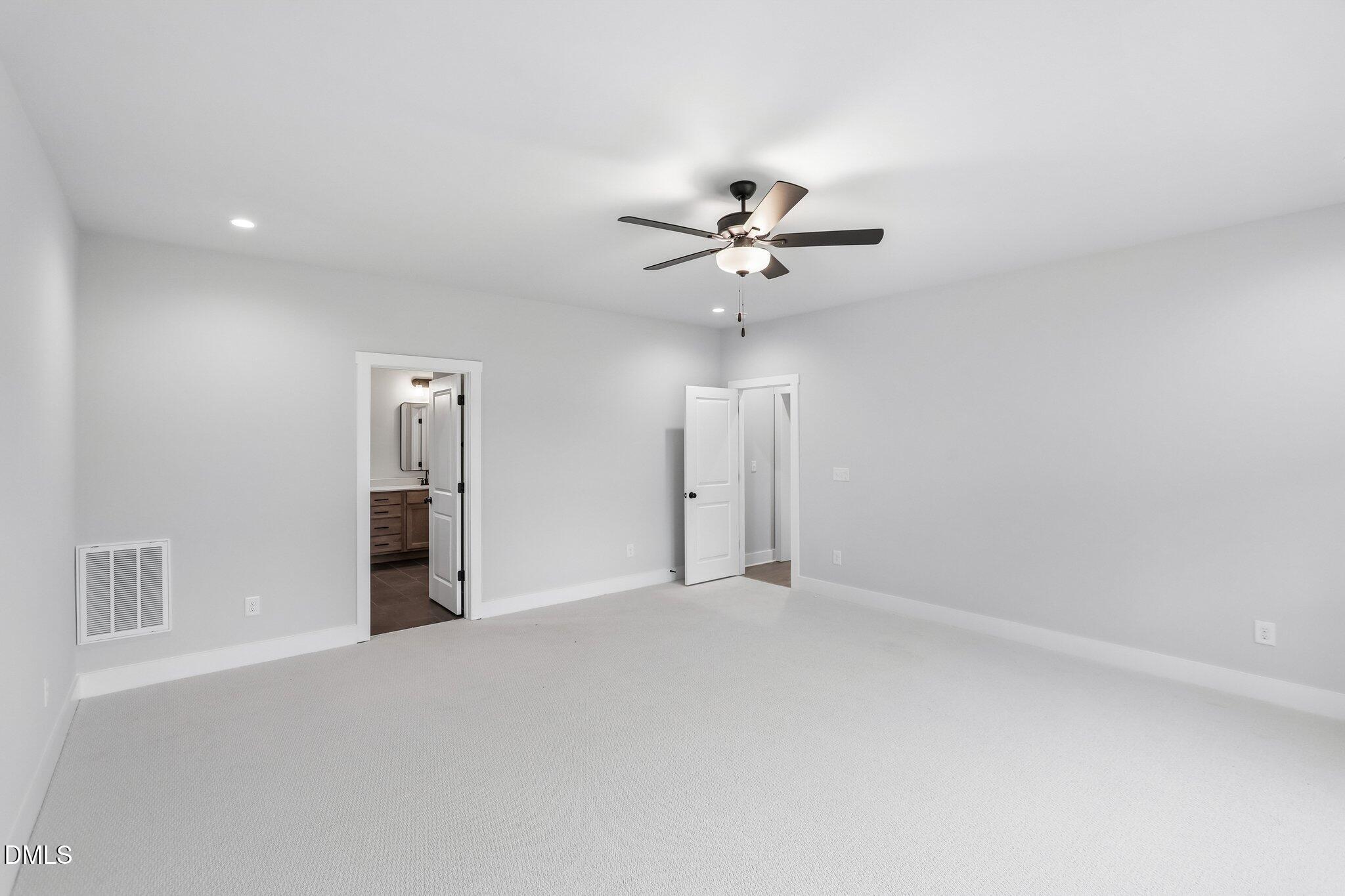 175 Isabelle Valley Drive Property Photo 31