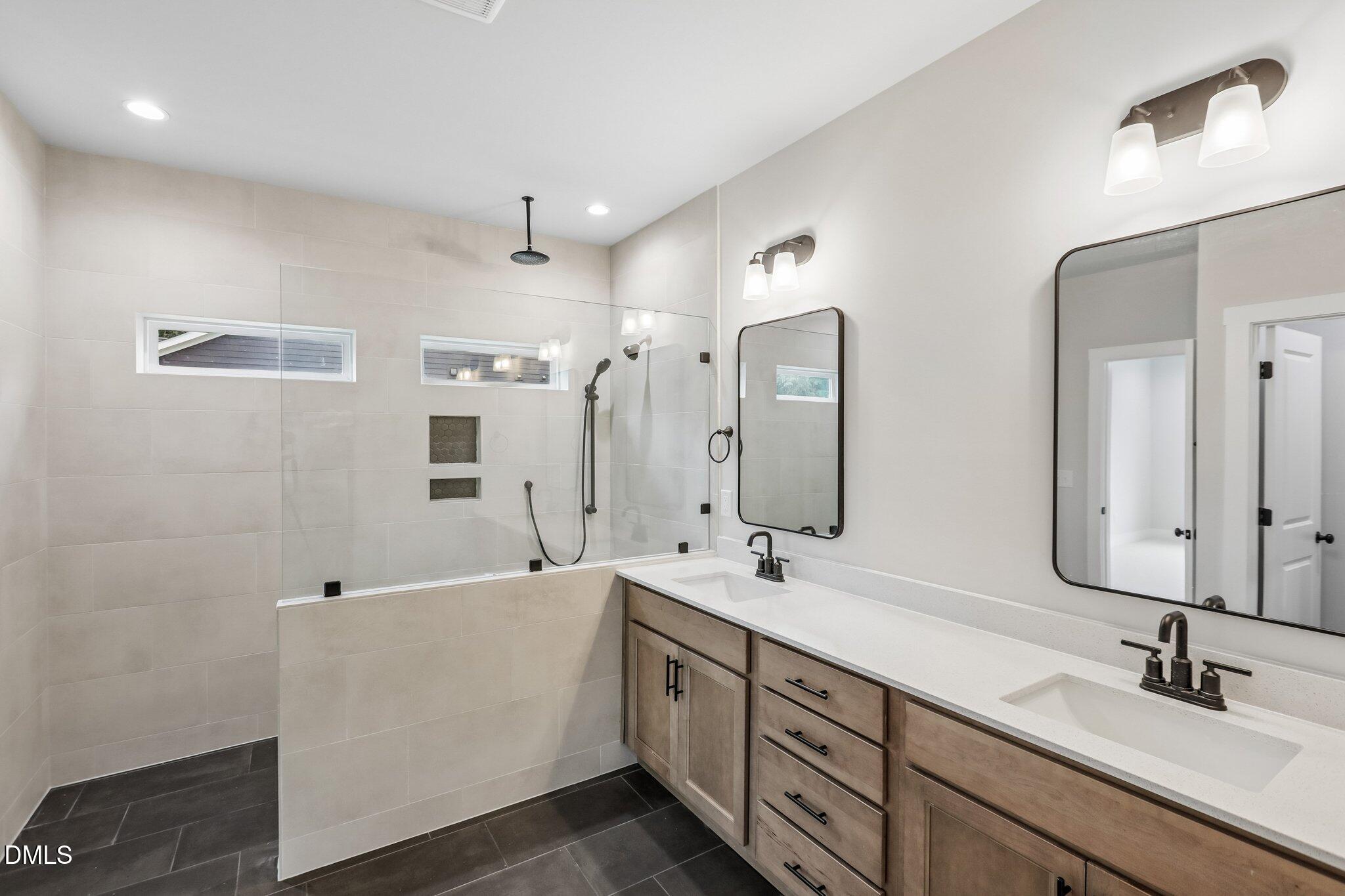 175 Isabelle Valley Drive Property Photo 35