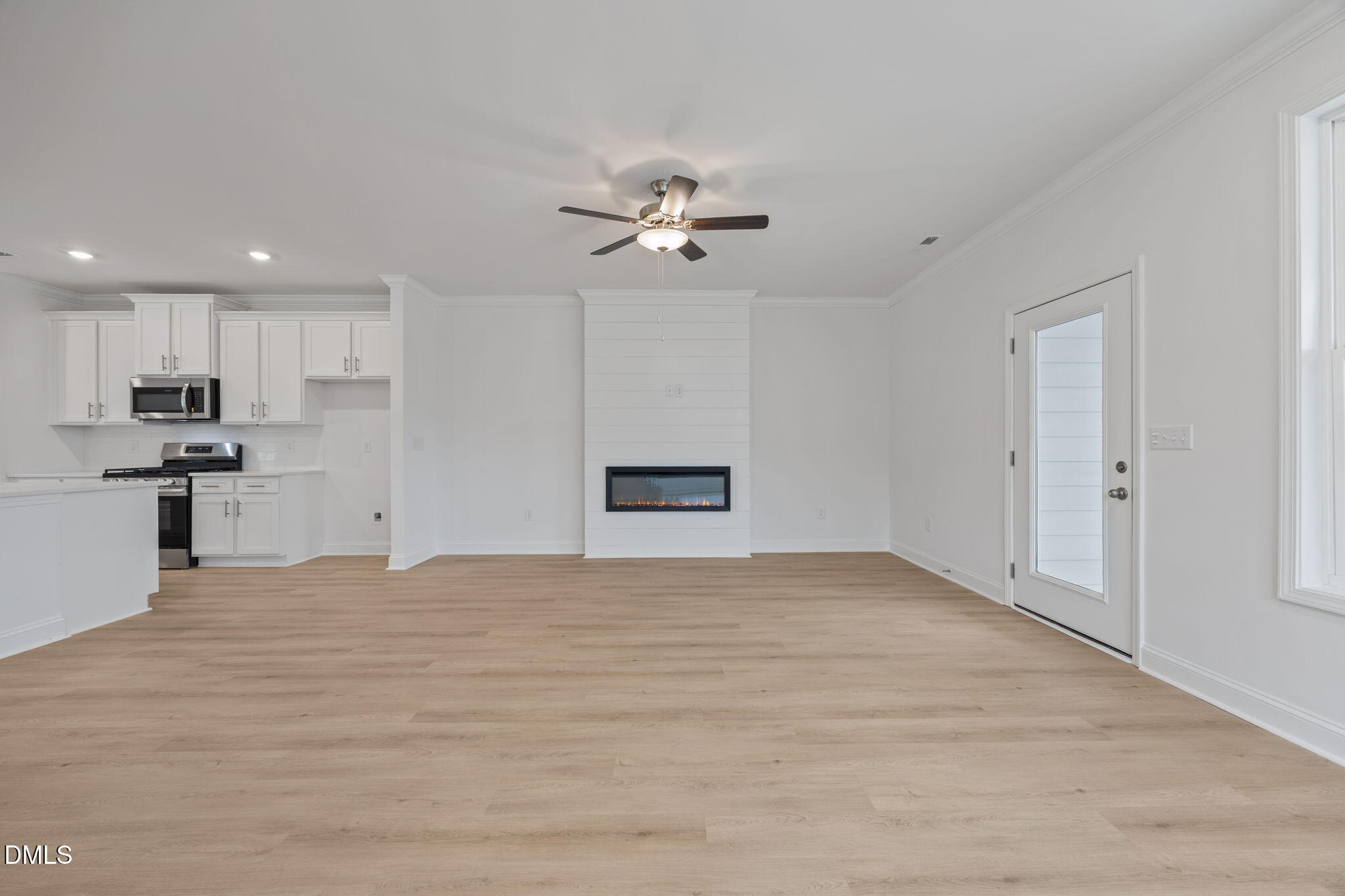 702 Winton Way 552 Property Photo 13