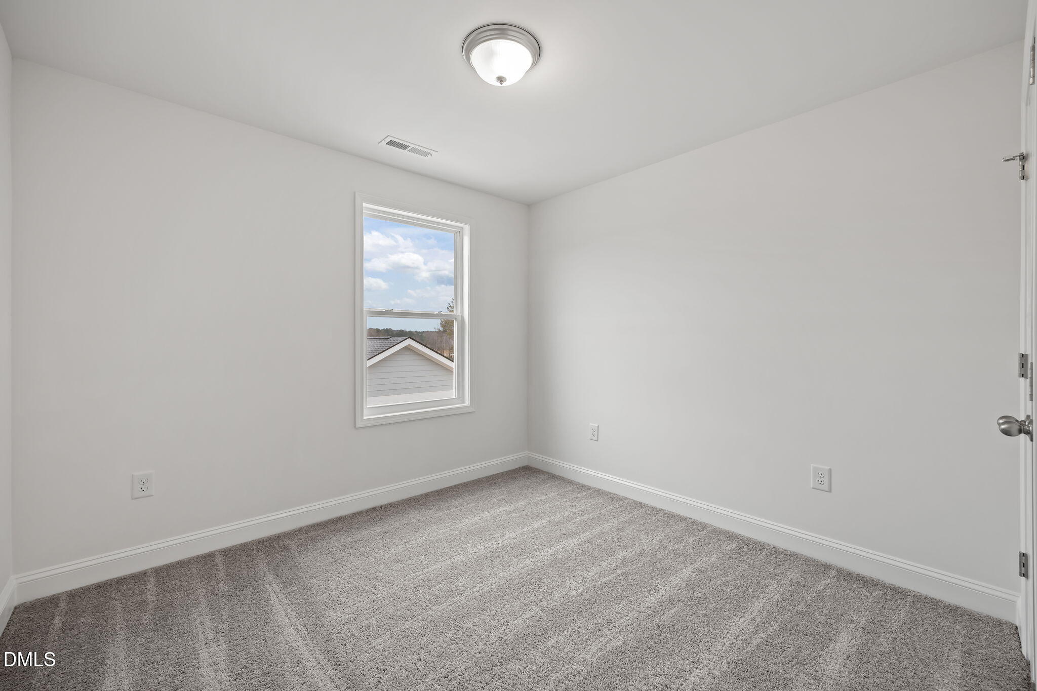 704 Winton Way 551 Property Photo 23