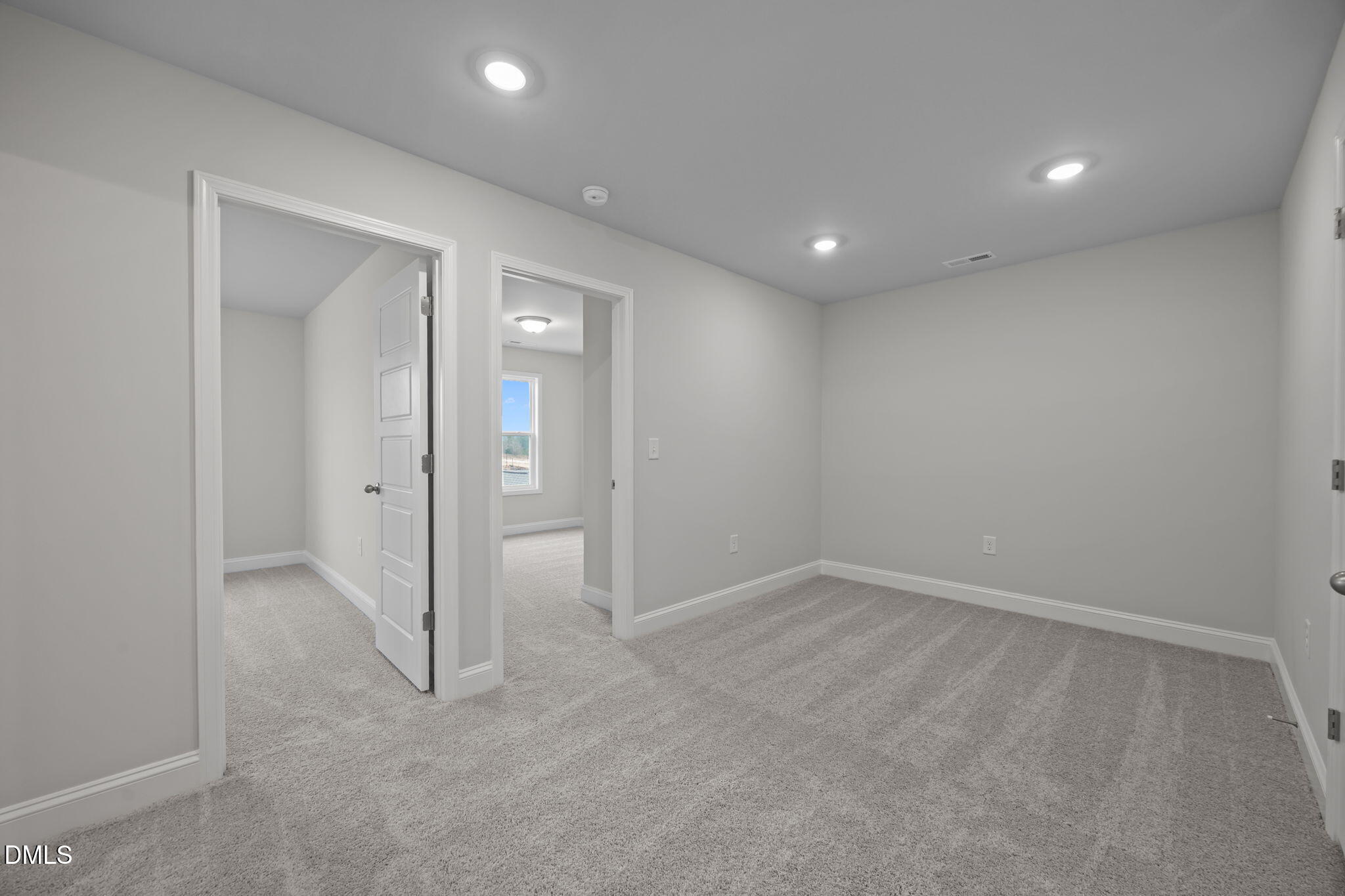 710 Winton Way 548 Property Photo 14