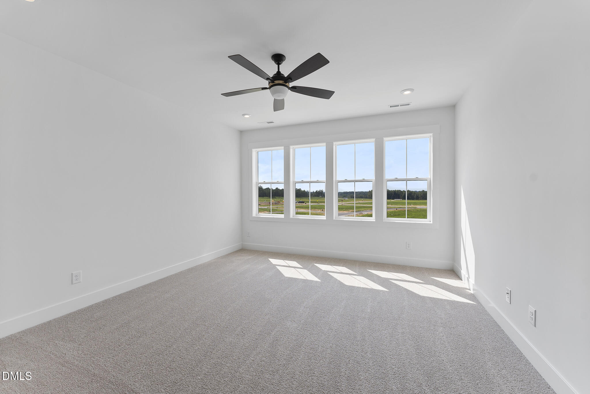 761 W Holly Springs Road Property Photo 43