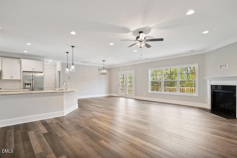 107 Cardovia Way Property Photo 4