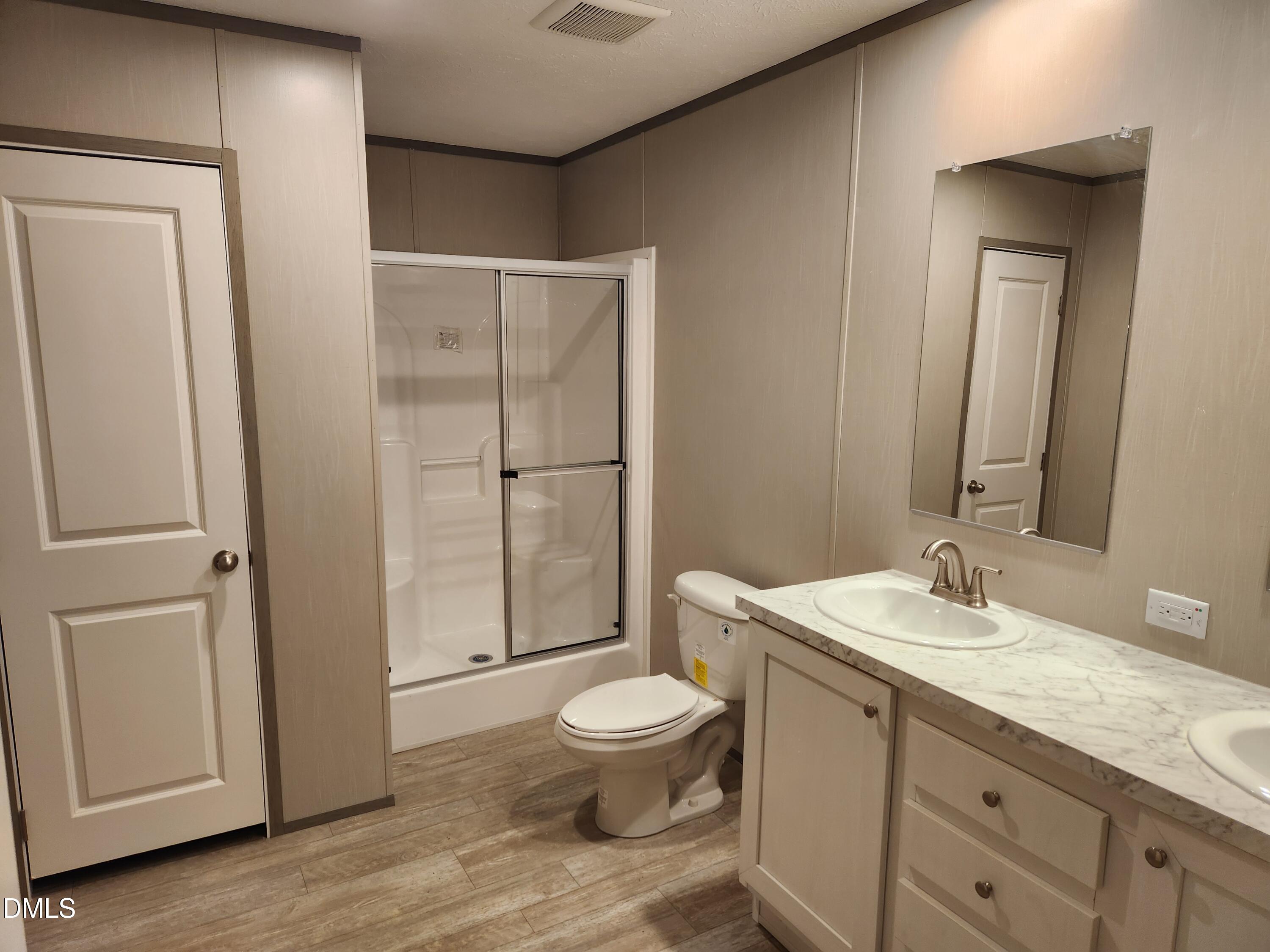 392 Monroe Lane Property Photo 7